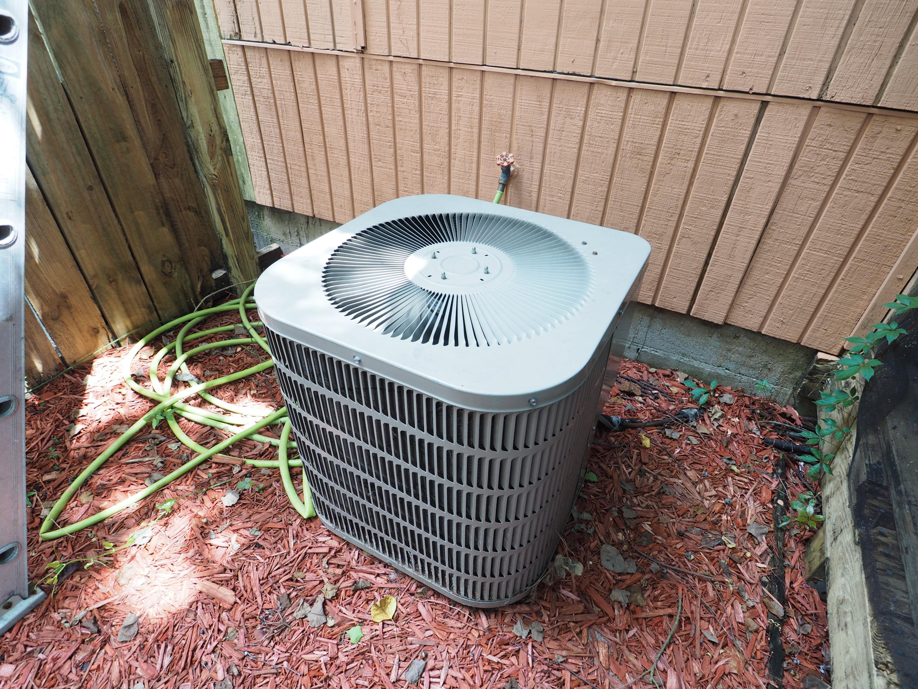 OAK WOOD T/H - Residential