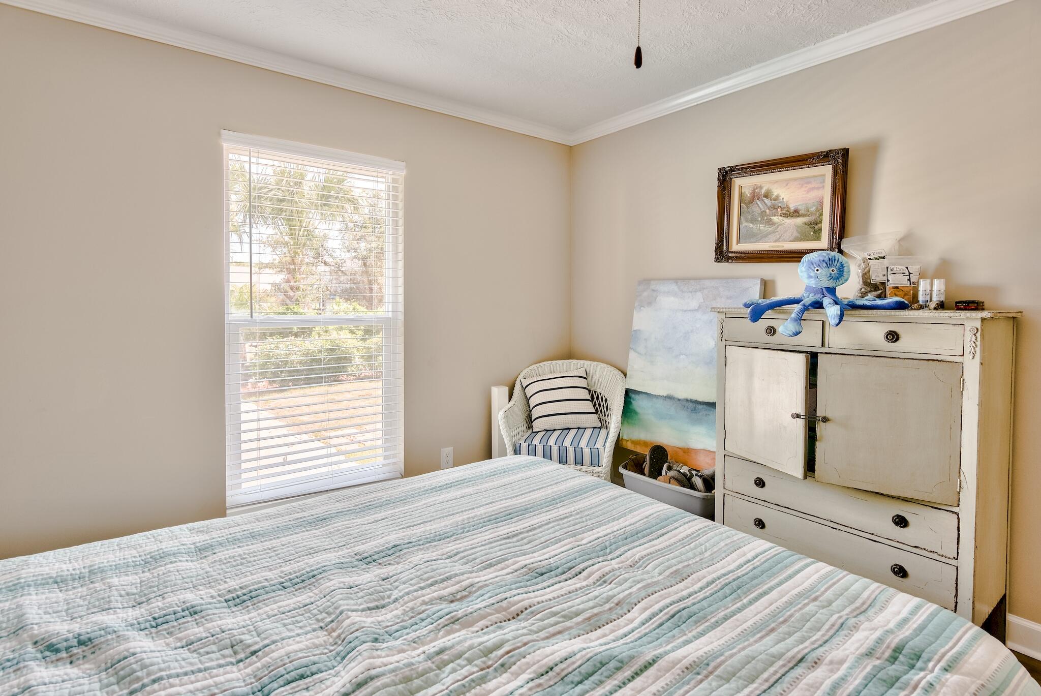 LAGUNA BEACH ESTATES 3RD ADDN - Residential