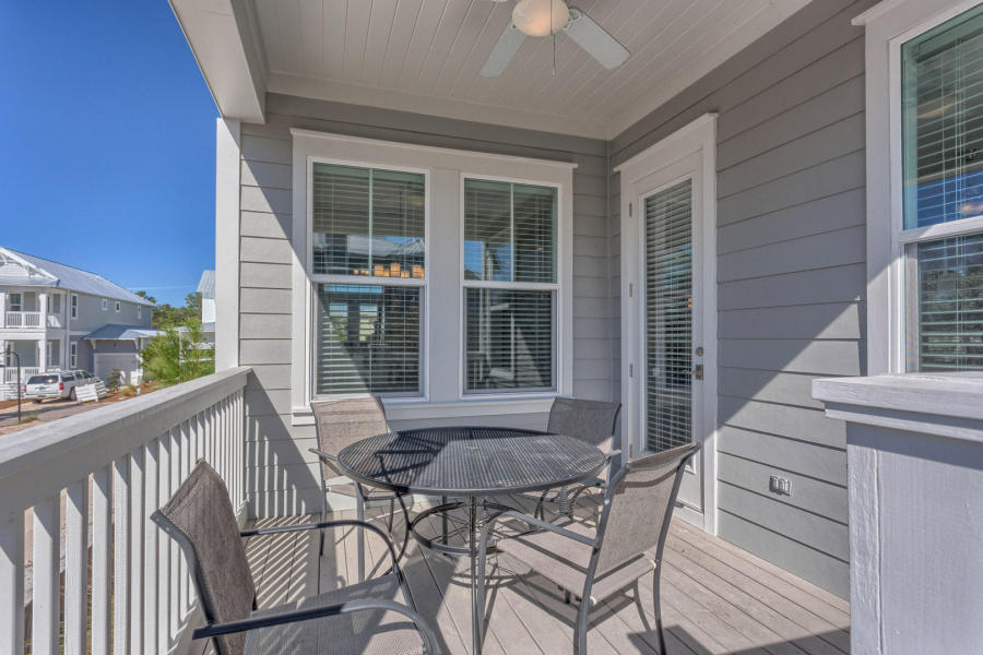 Mussett Bayou Manor - Residential