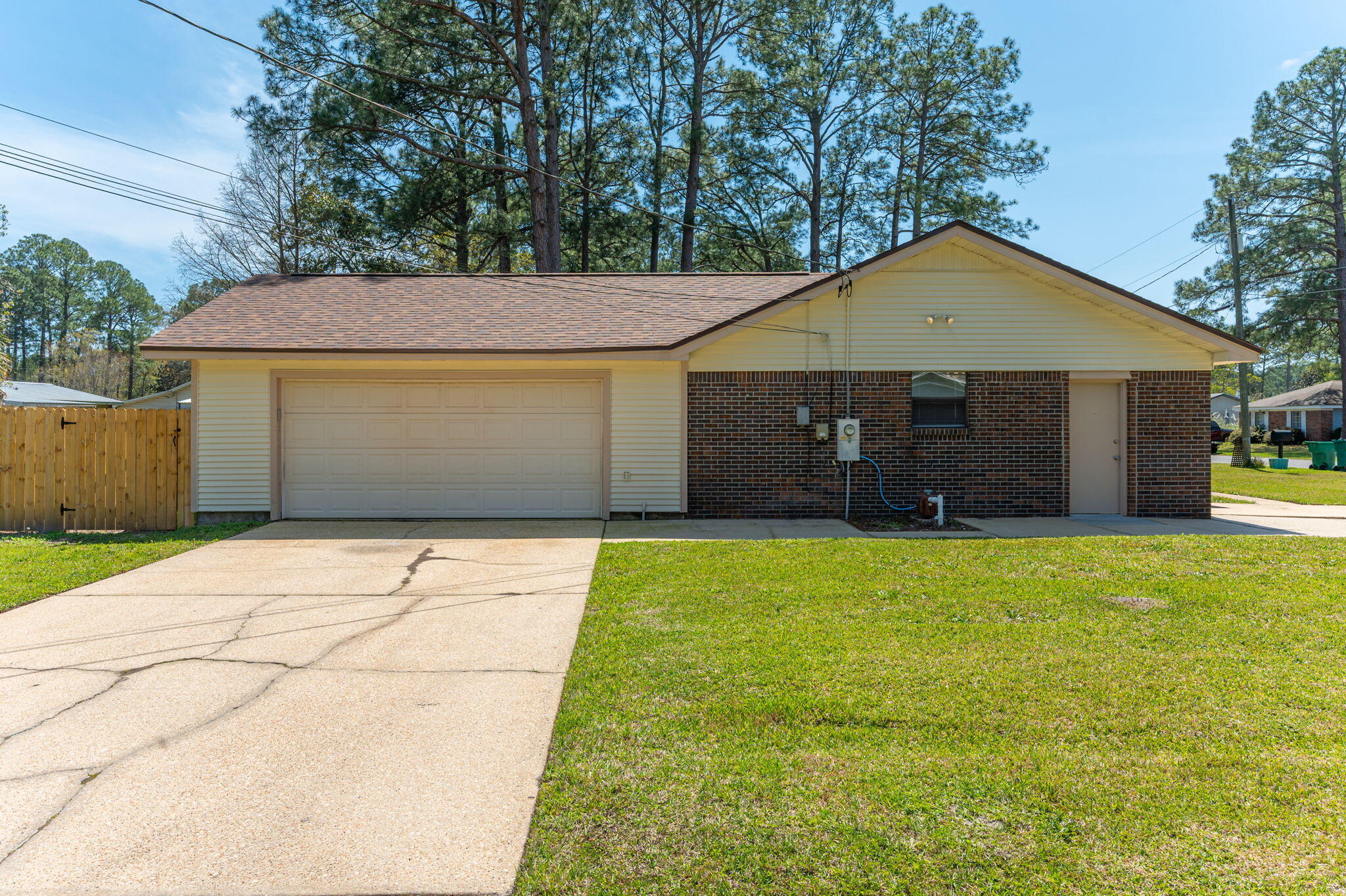 PINE MEADOWS 2ND ADDN - Residential Lease