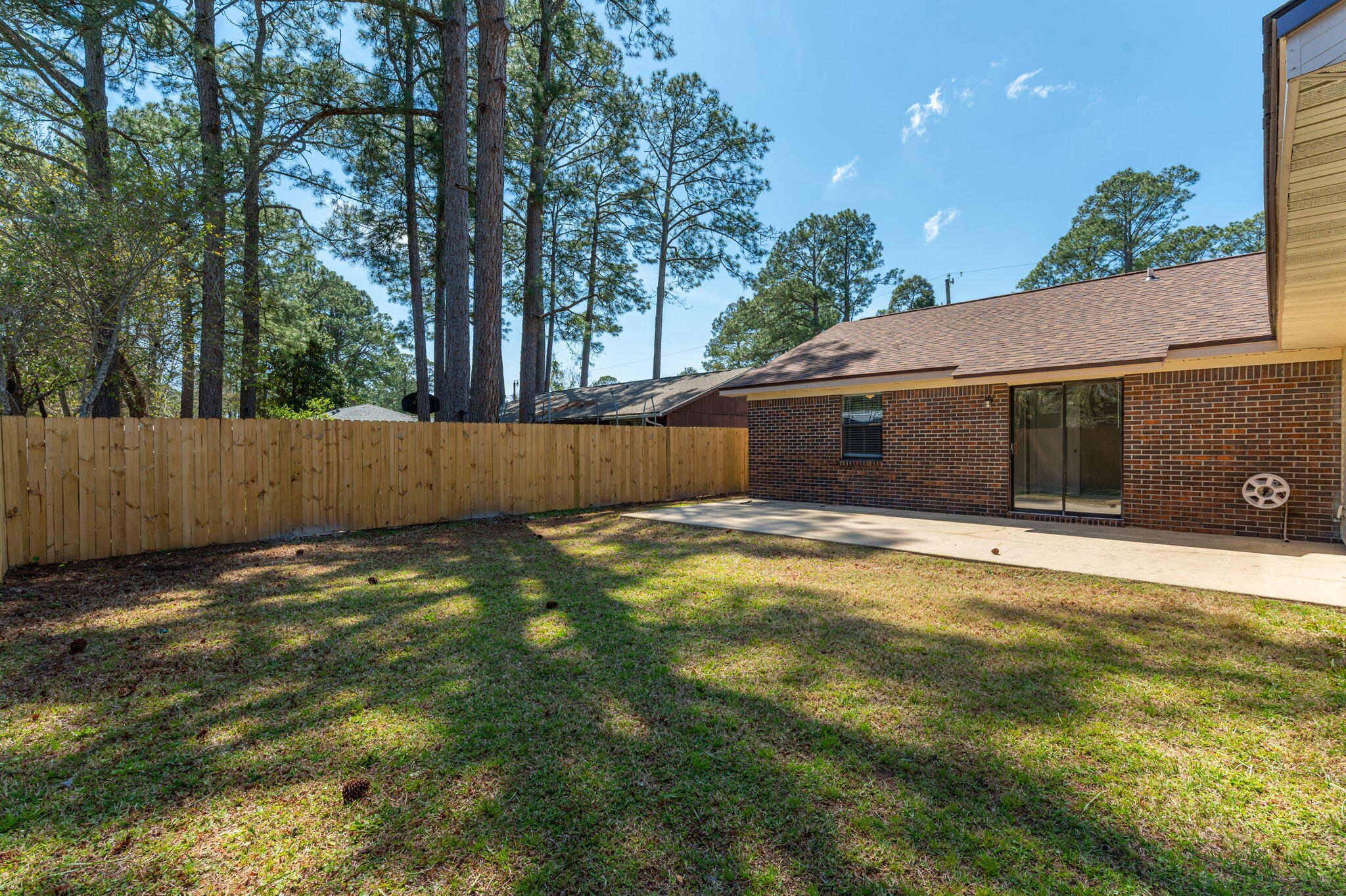 PINE MEADOWS 2ND ADDN - Residential Lease