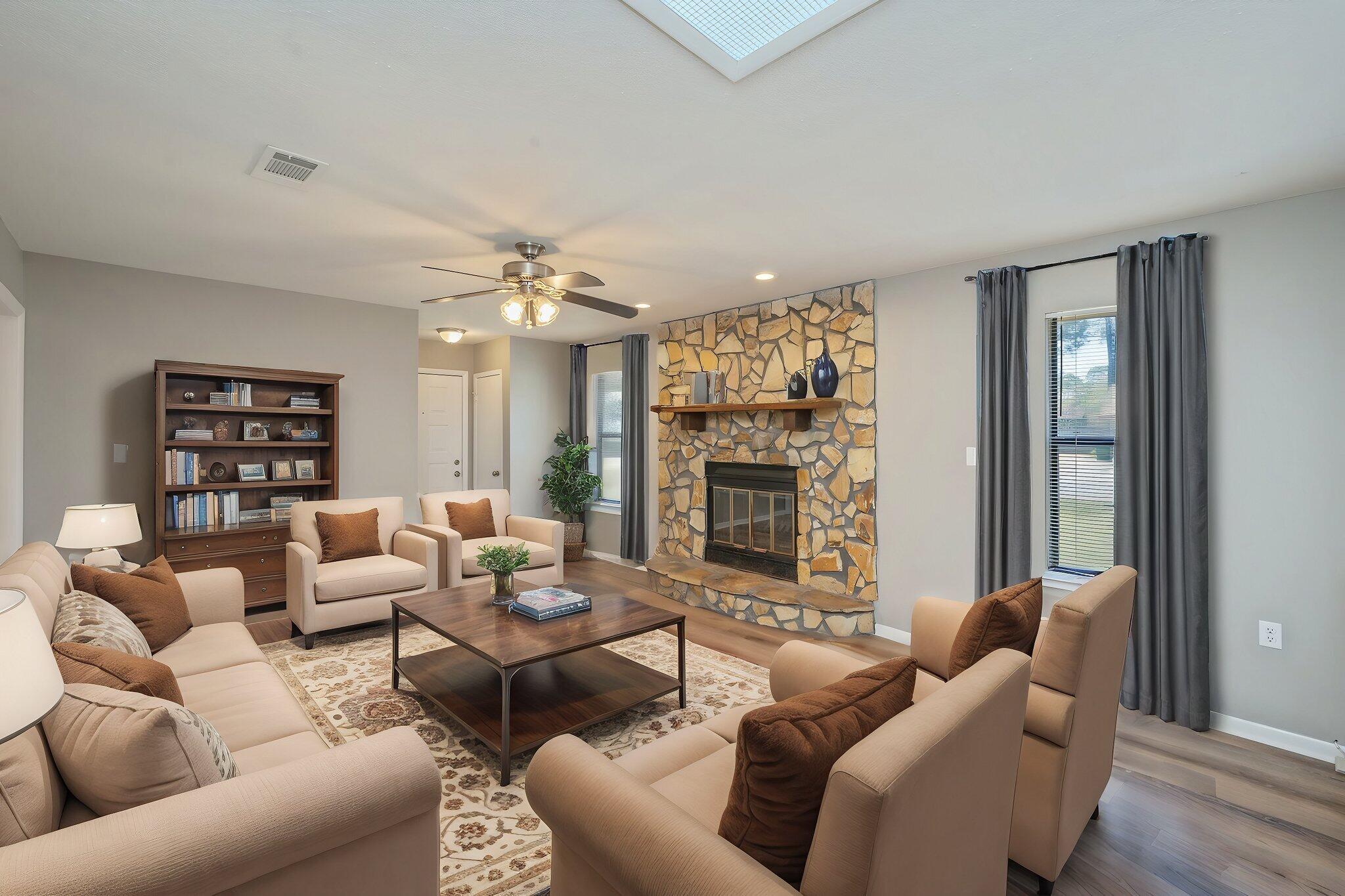 PINE MEADOWS 2ND ADDN - Residential Lease