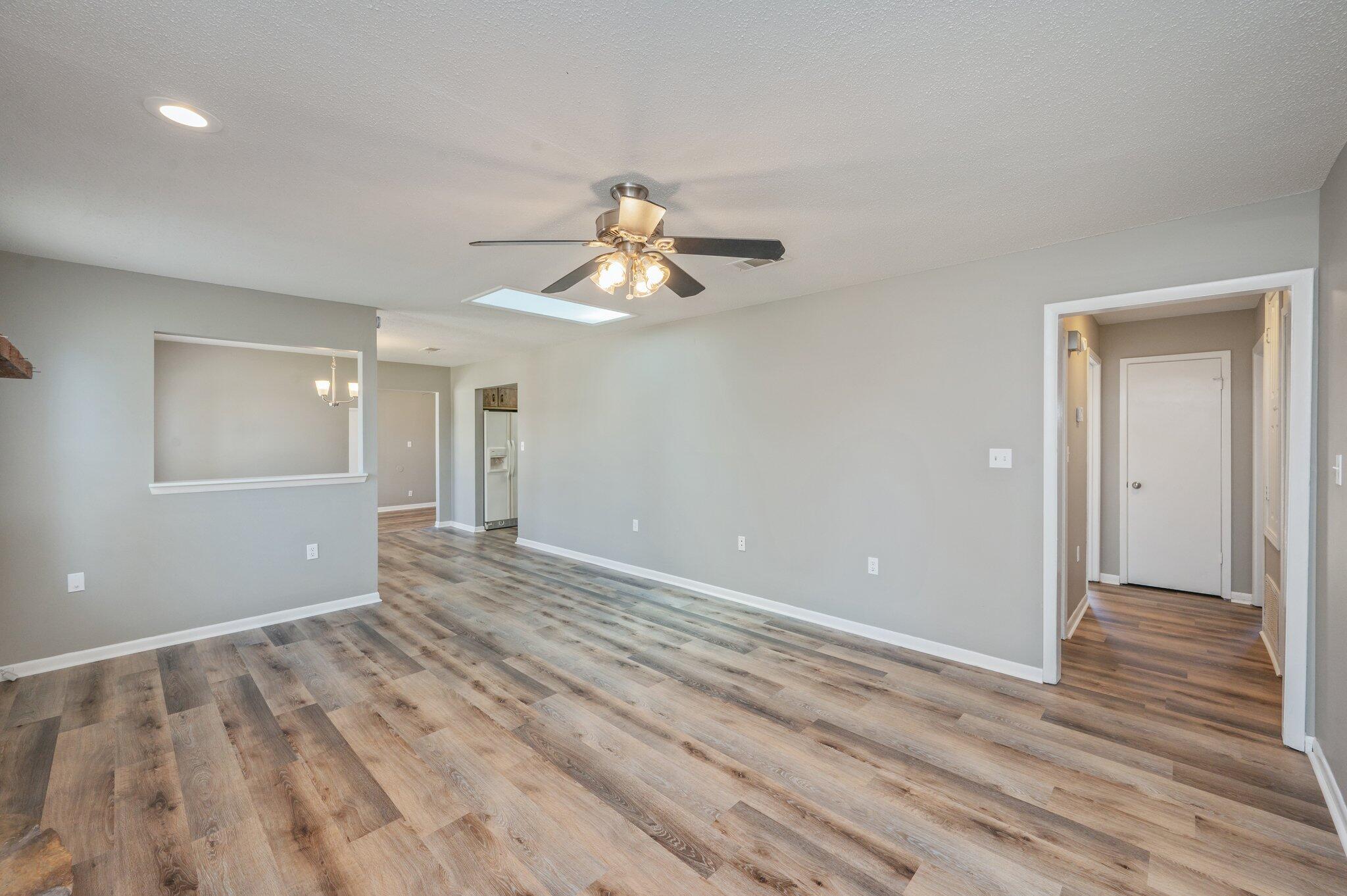 PINE MEADOWS 2ND ADDN - Residential Lease