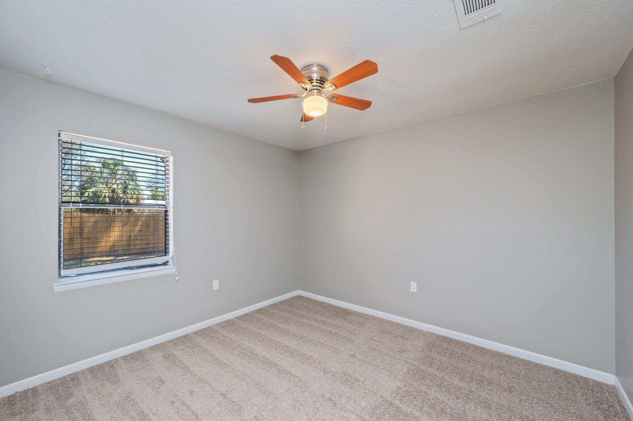 PINE MEADOWS 2ND ADDN - Residential Lease