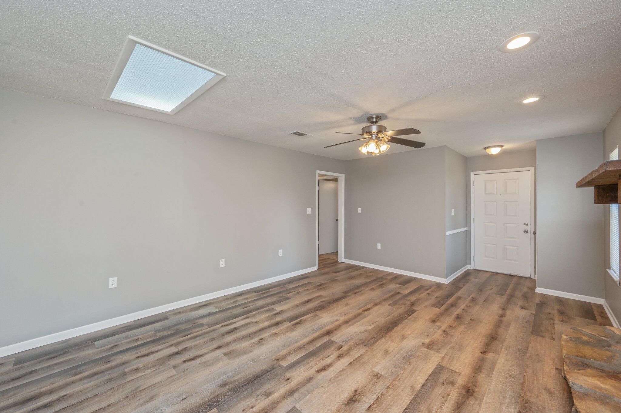 PINE MEADOWS 2ND ADDN - Residential Lease