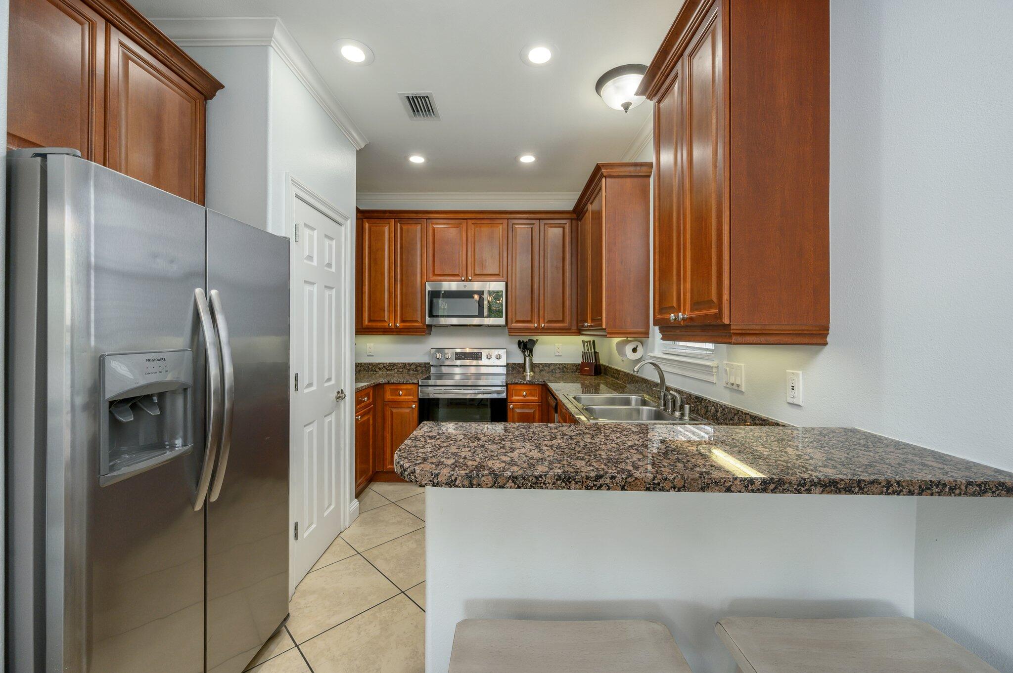 VILLAGES OF CRYSTAL BEACH - Residential