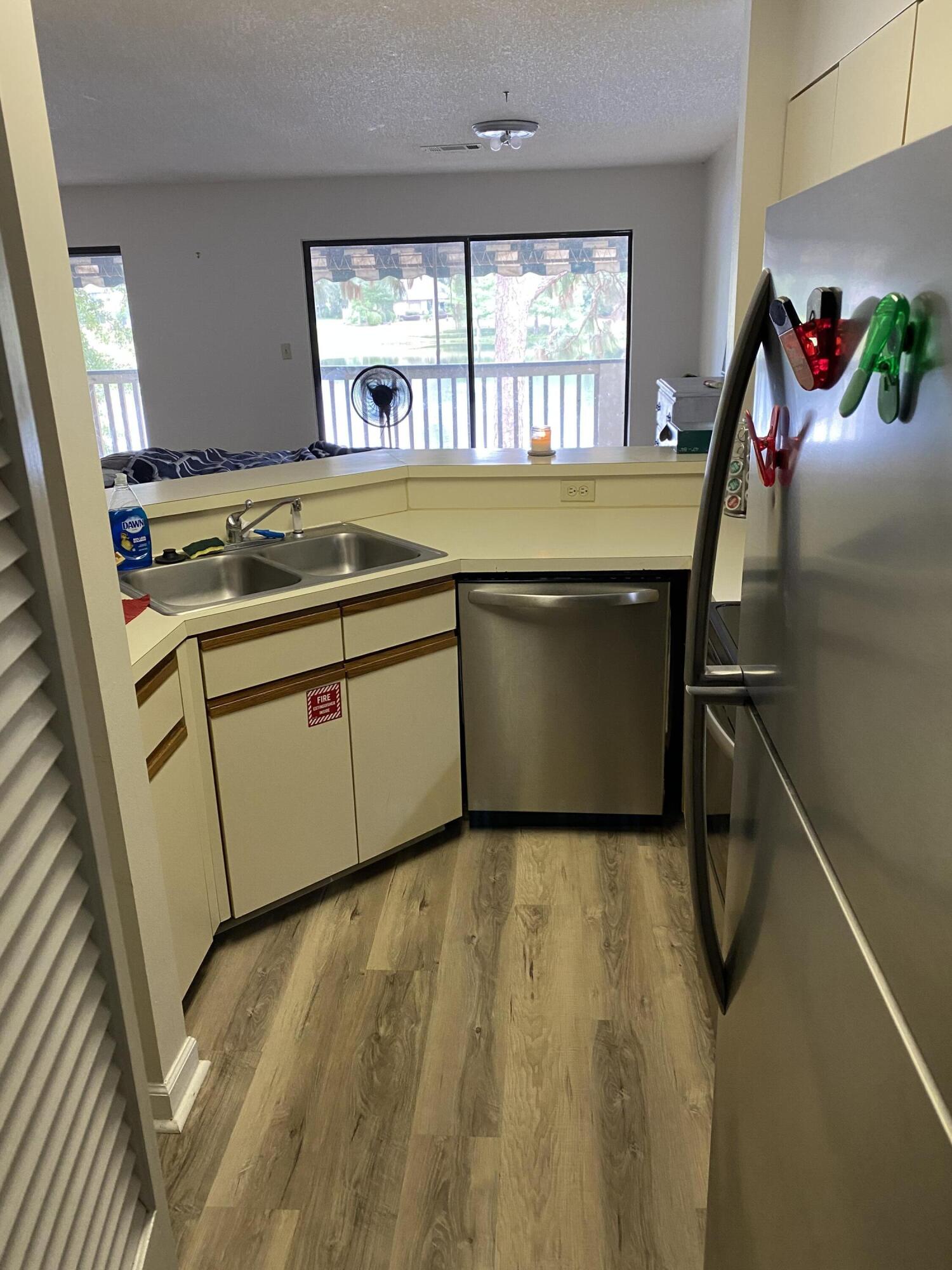 LAKESIDE CONDO AT BLUEWATER BAY - Residential Lease