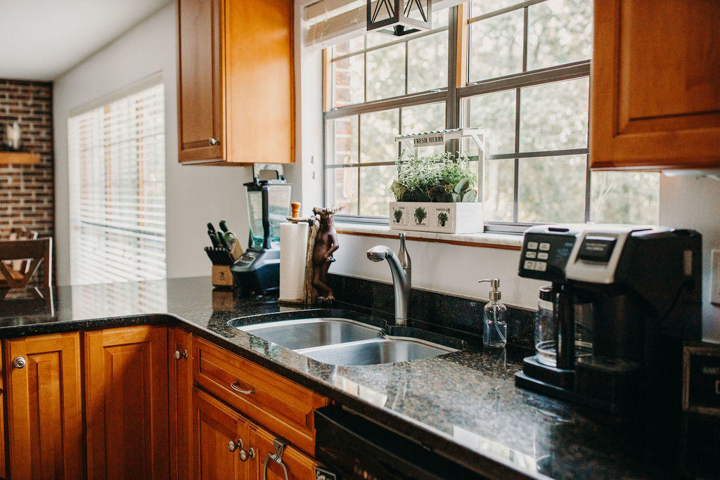 EDGE WATER VILLAGE S/D LOT 12 BLK 6 - Residential