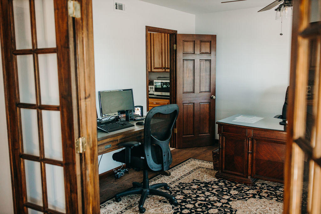 EDGE WATER VILLAGE S/D LOT 12 BLK 6 - Residential