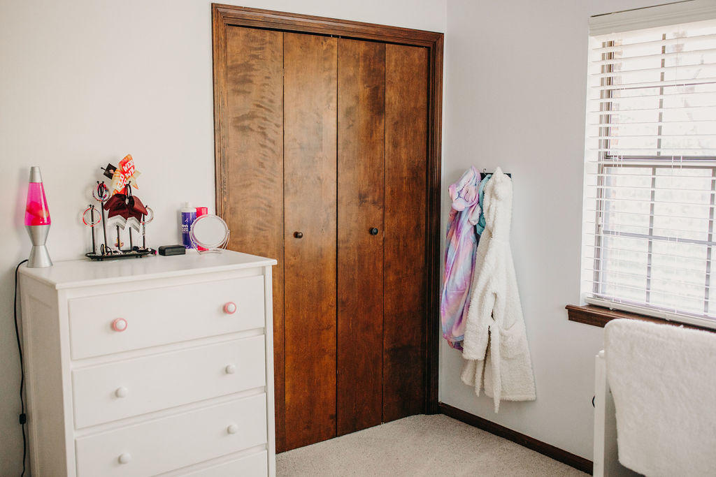 EDGE WATER VILLAGE S/D LOT 12 BLK 6 - Residential