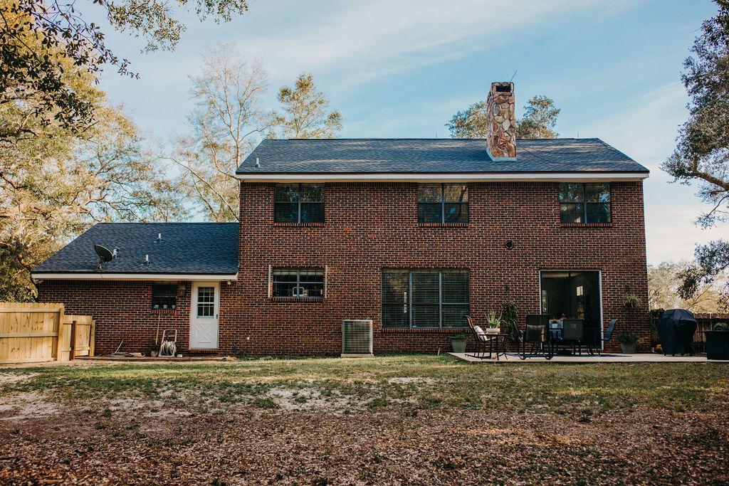 EDGE WATER VILLAGE S/D LOT 12 BLK 6 - Residential