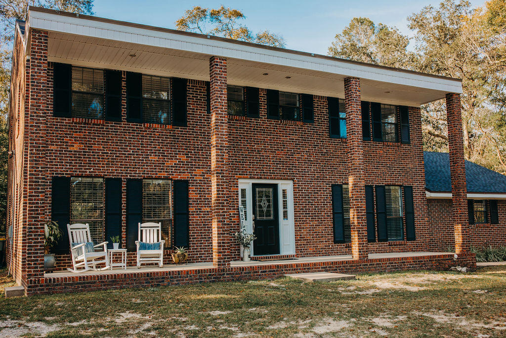 EDGE WATER VILLAGE S/D LOT 12 BLK 6 - Residential