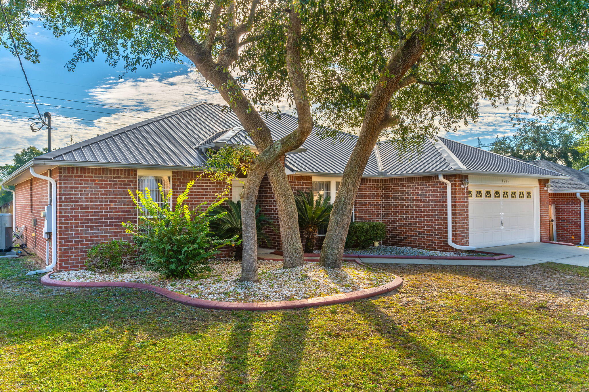 PINNACLE POINT - Residential