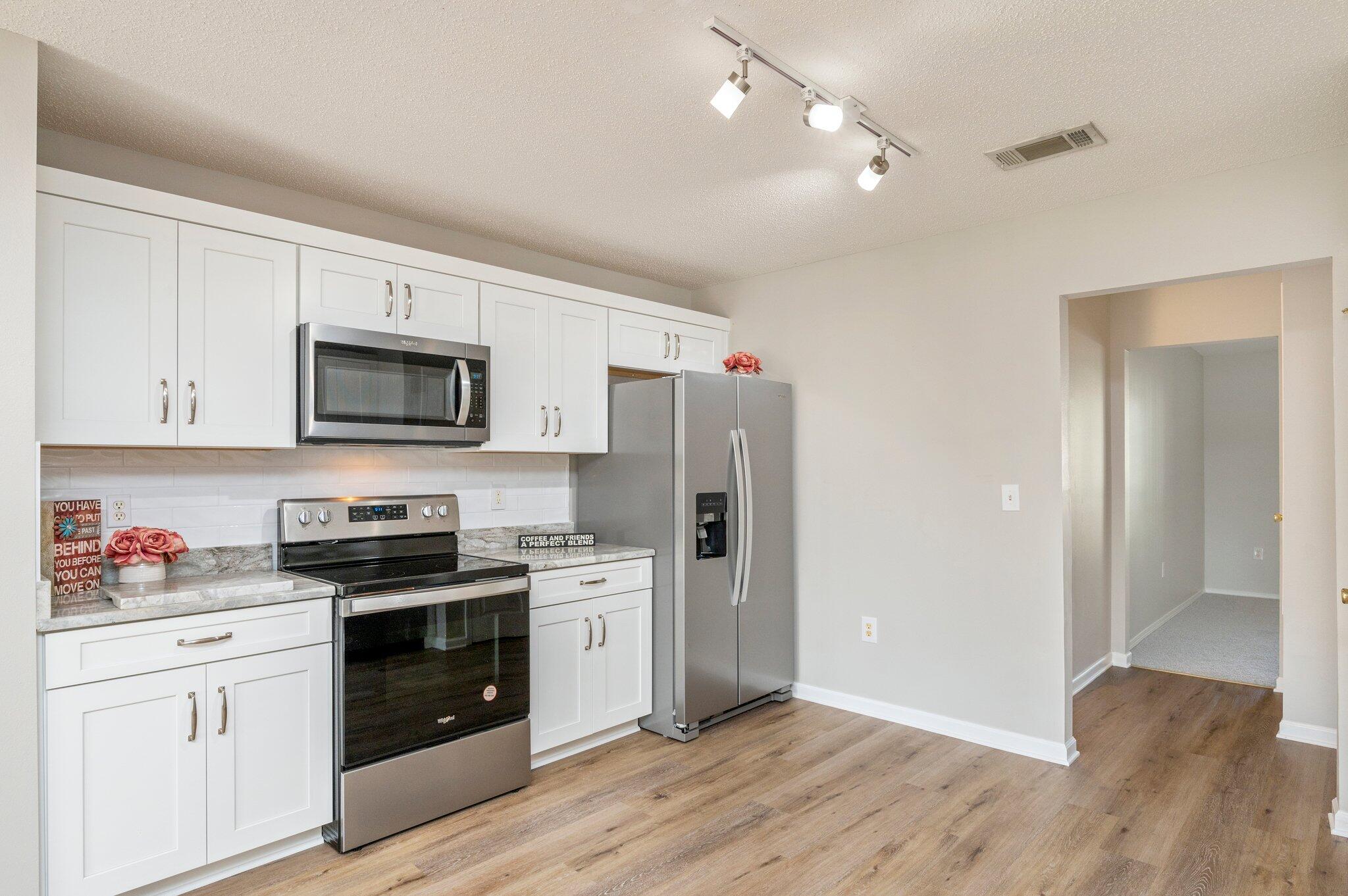 PINNACLE POINT - Residential