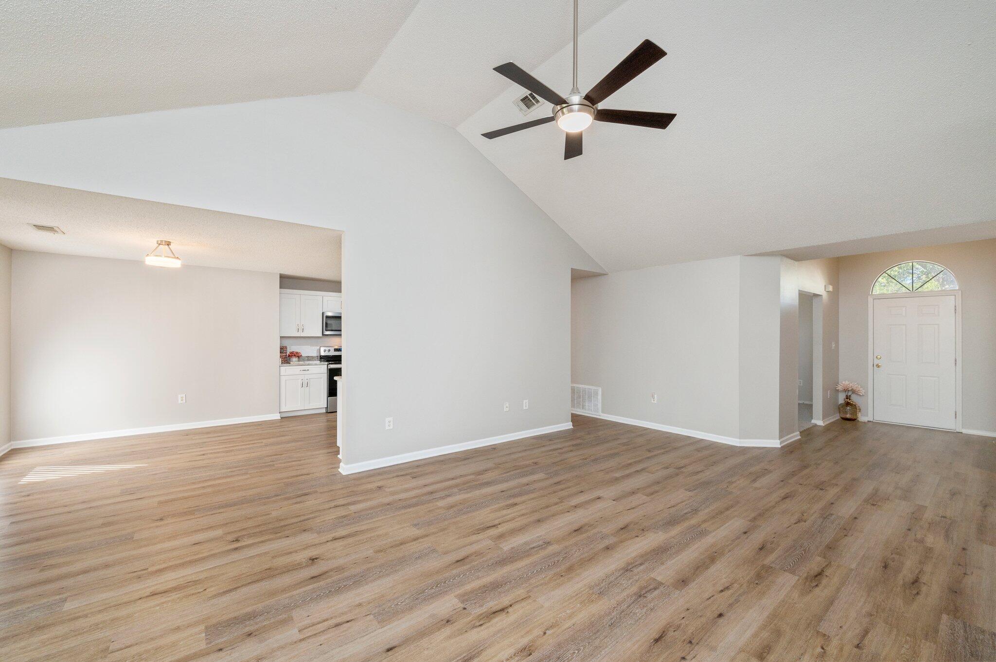 PINNACLE POINT - Residential