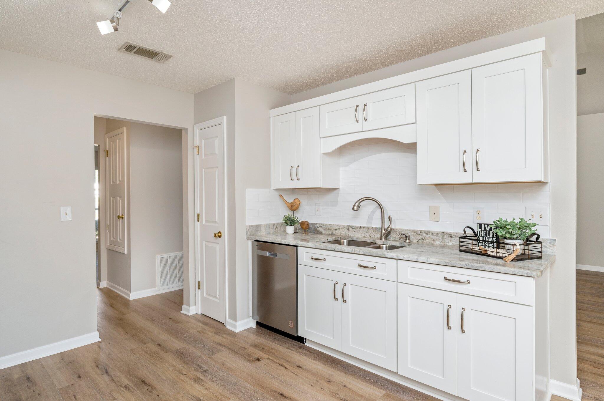 PINNACLE POINT - Residential