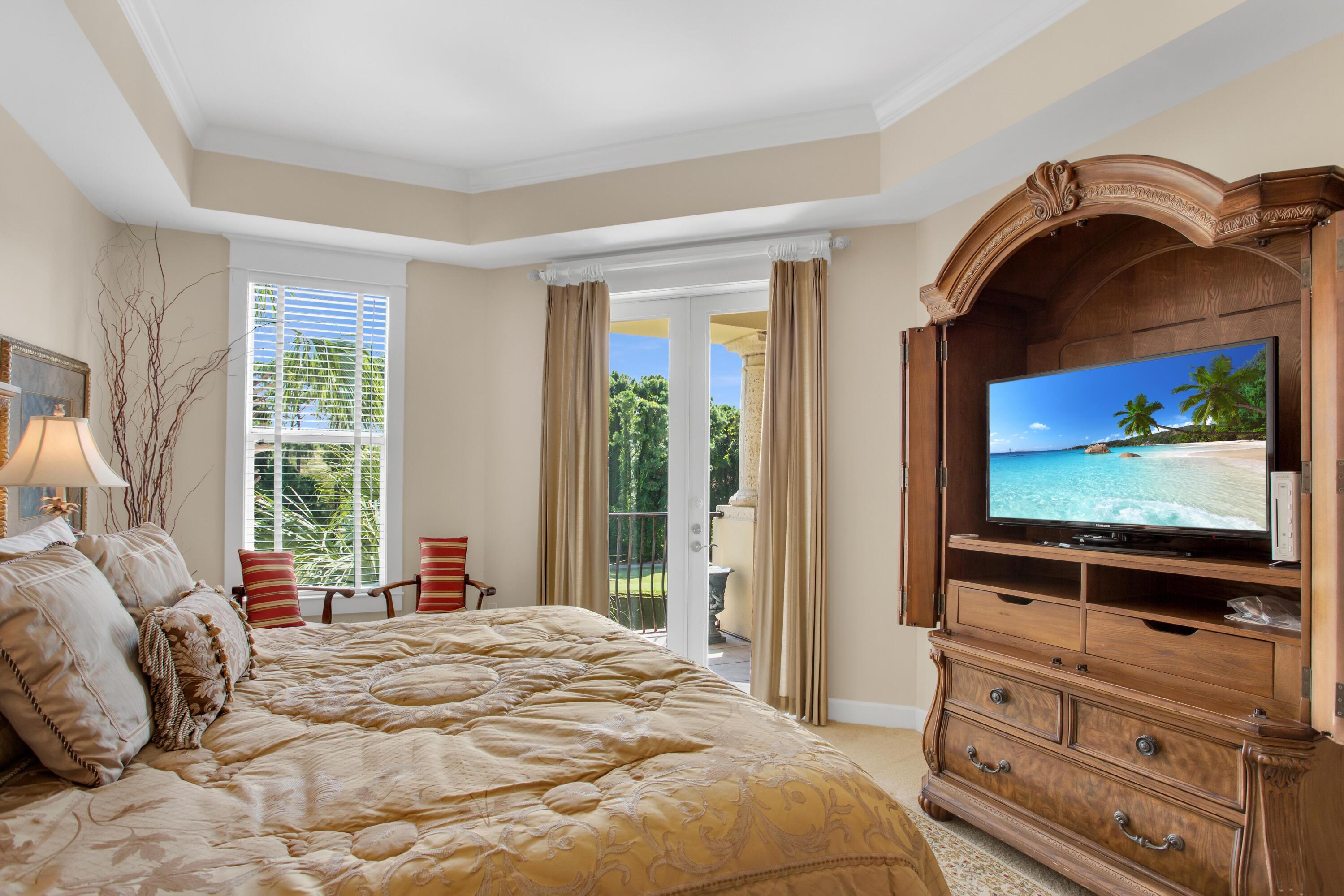 PINE RIDGE VILLAS - Residential