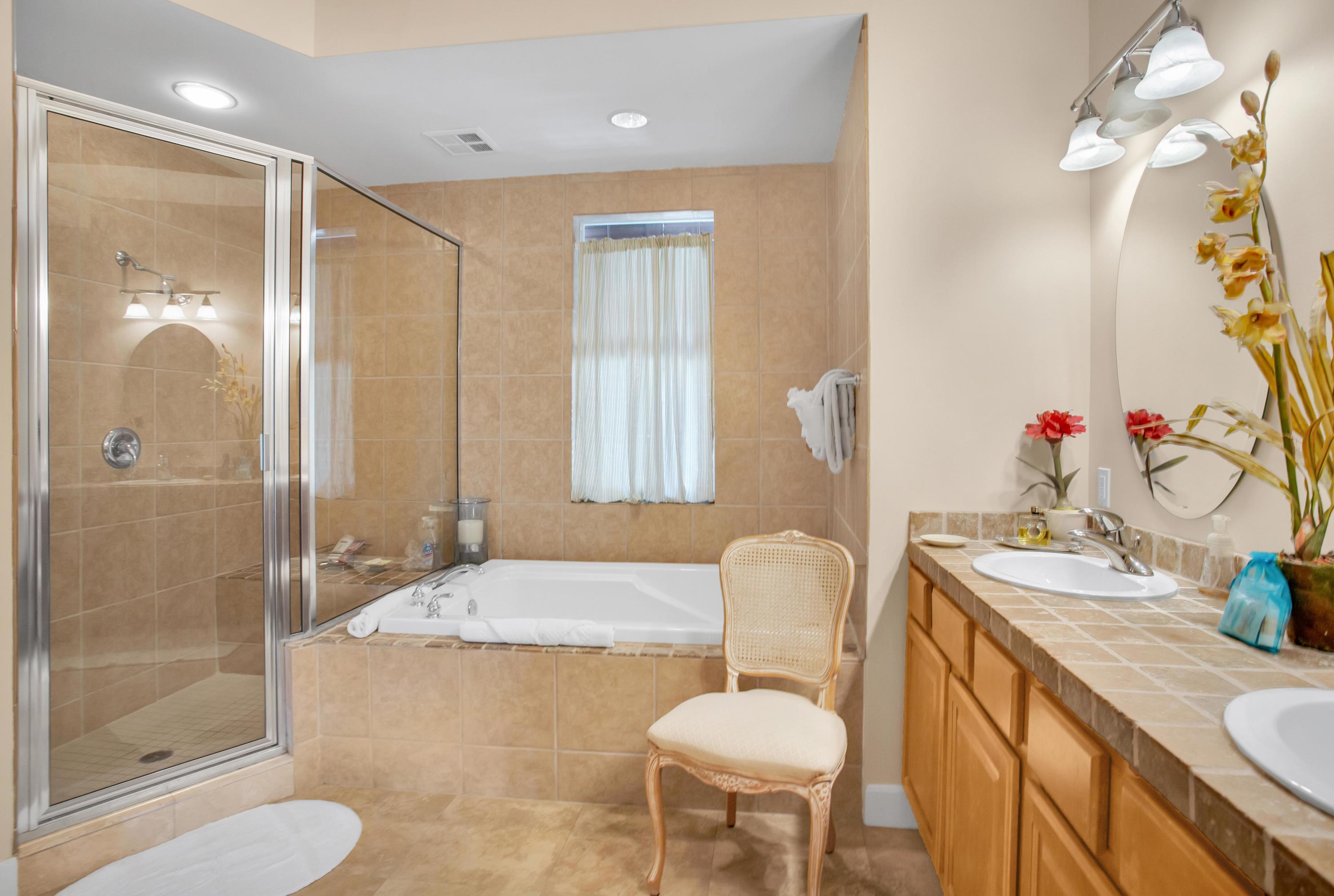 PINE RIDGE VILLAS - Residential