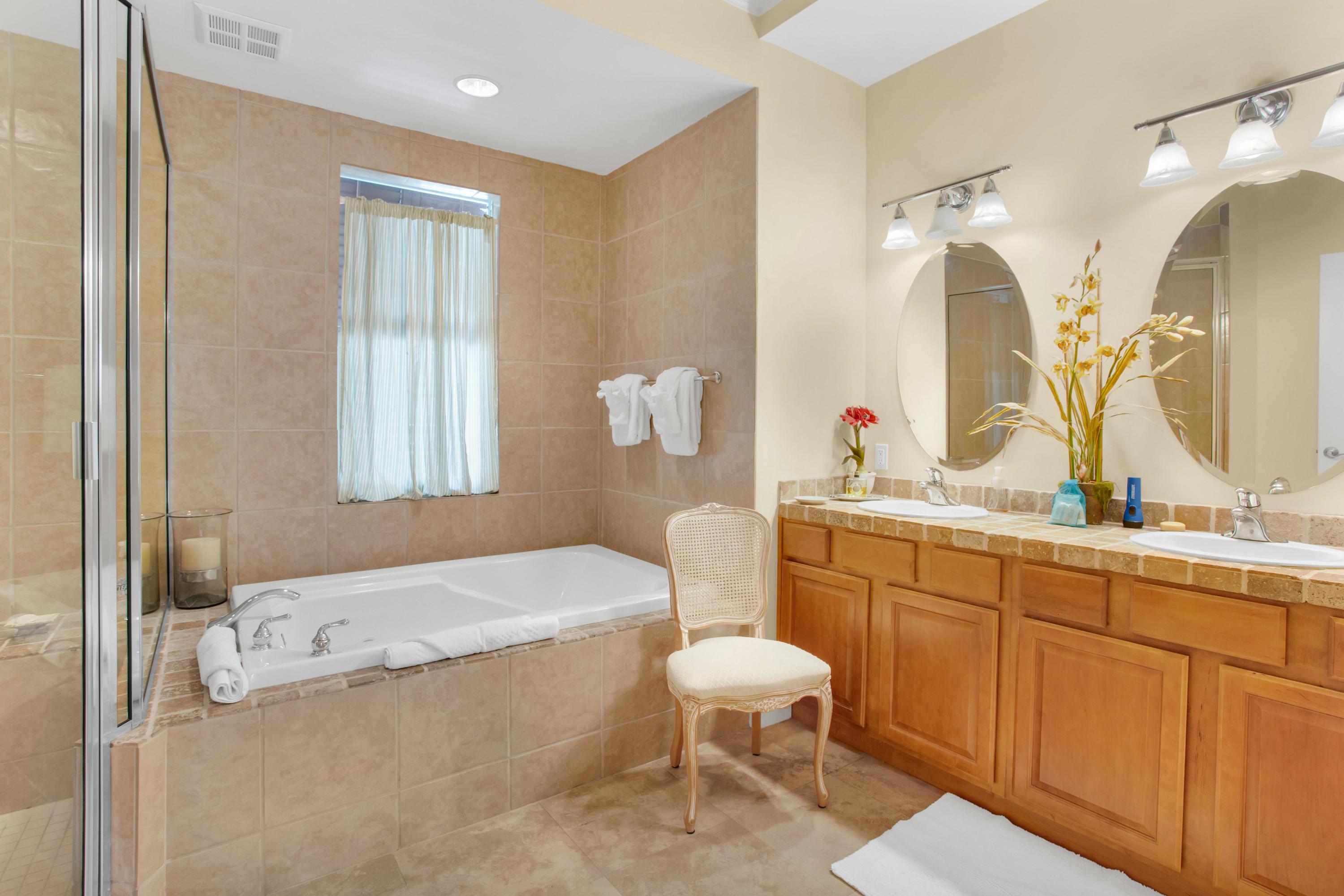 PINE RIDGE VILLAS - Residential