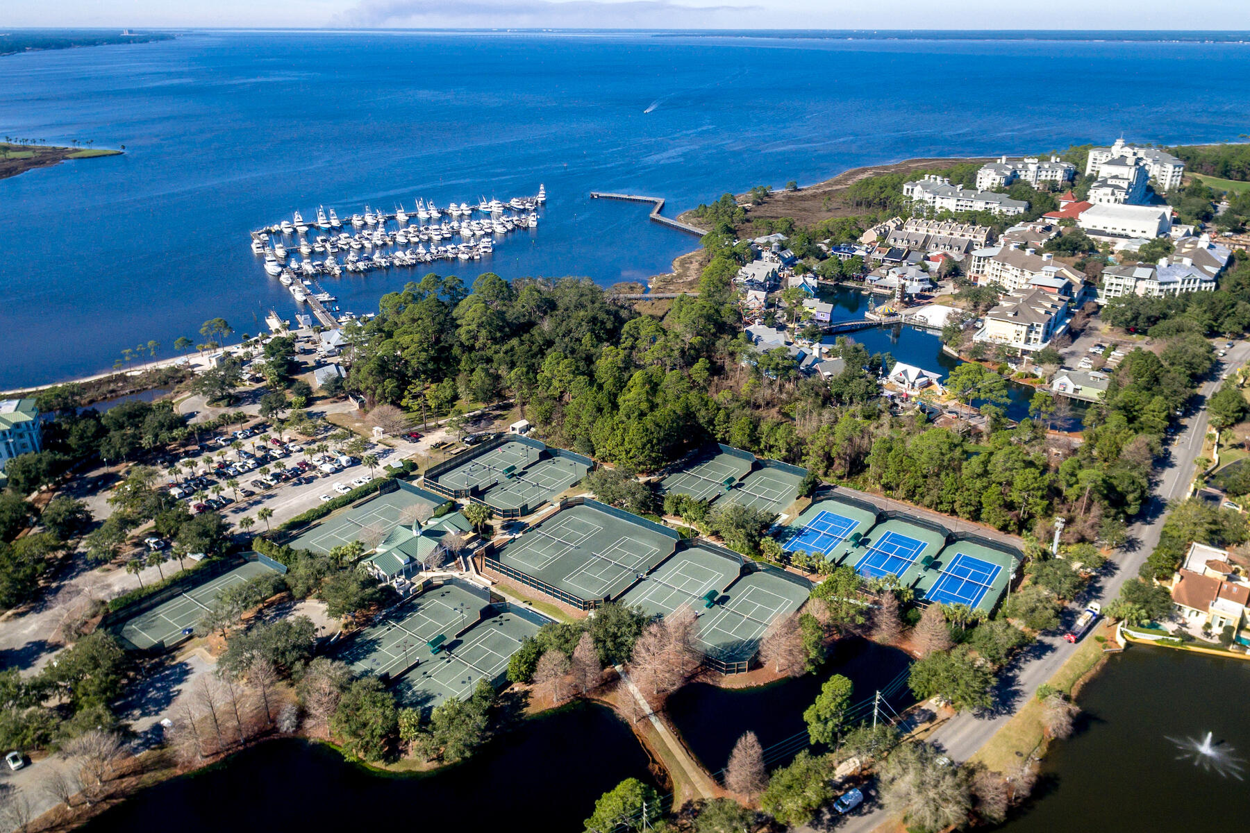 PINE RIDGE VILLAS - Residential