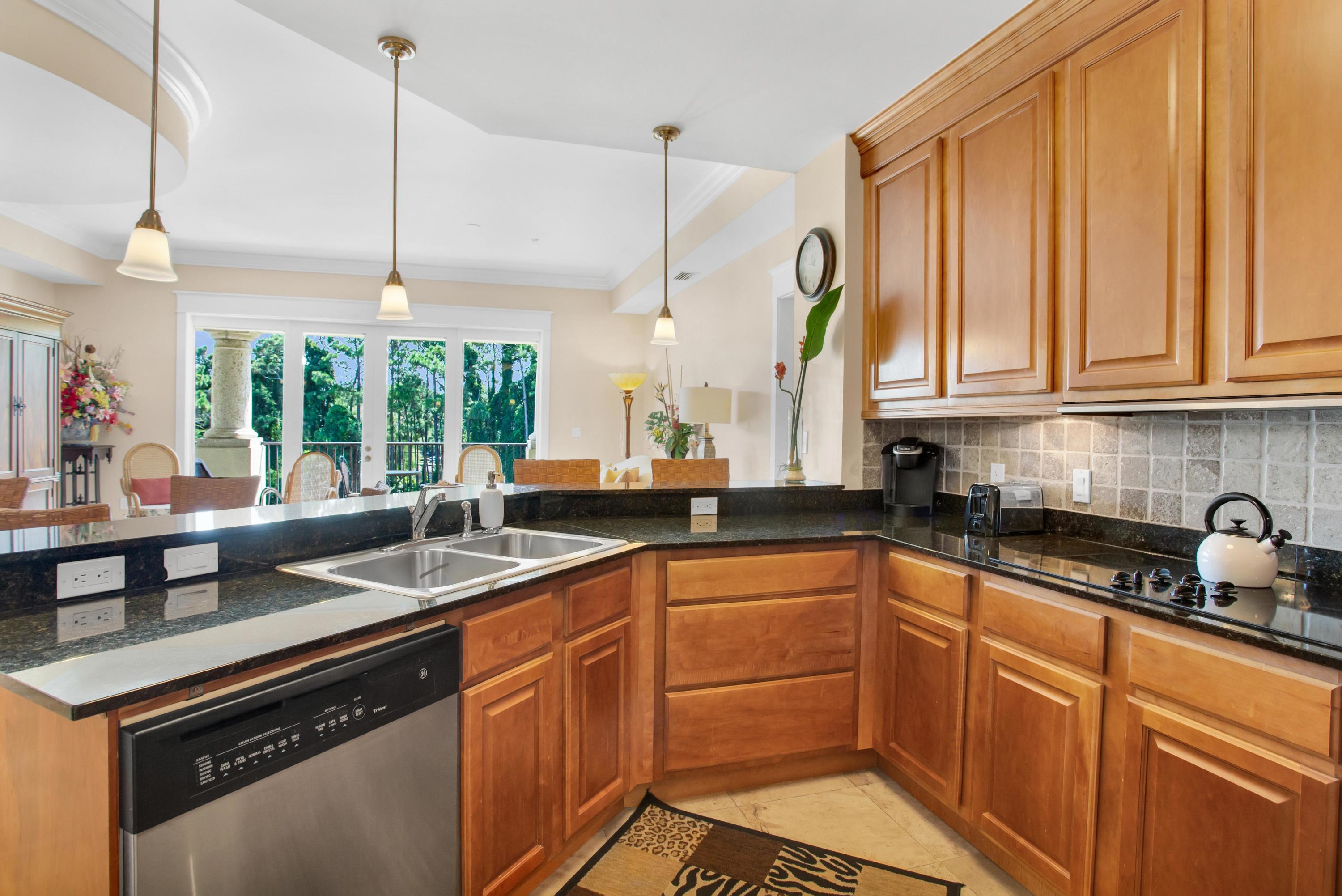 PINE RIDGE VILLAS - Residential