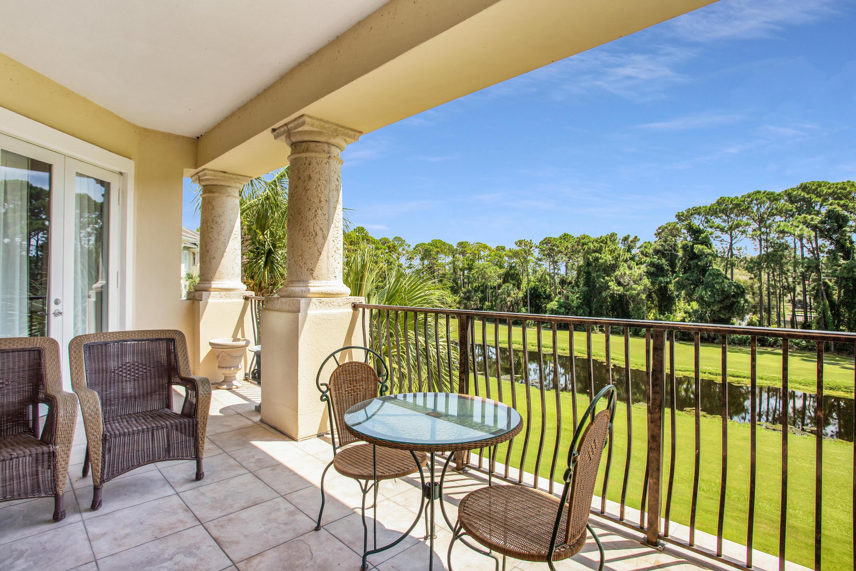 PINE RIDGE VILLAS - Residential