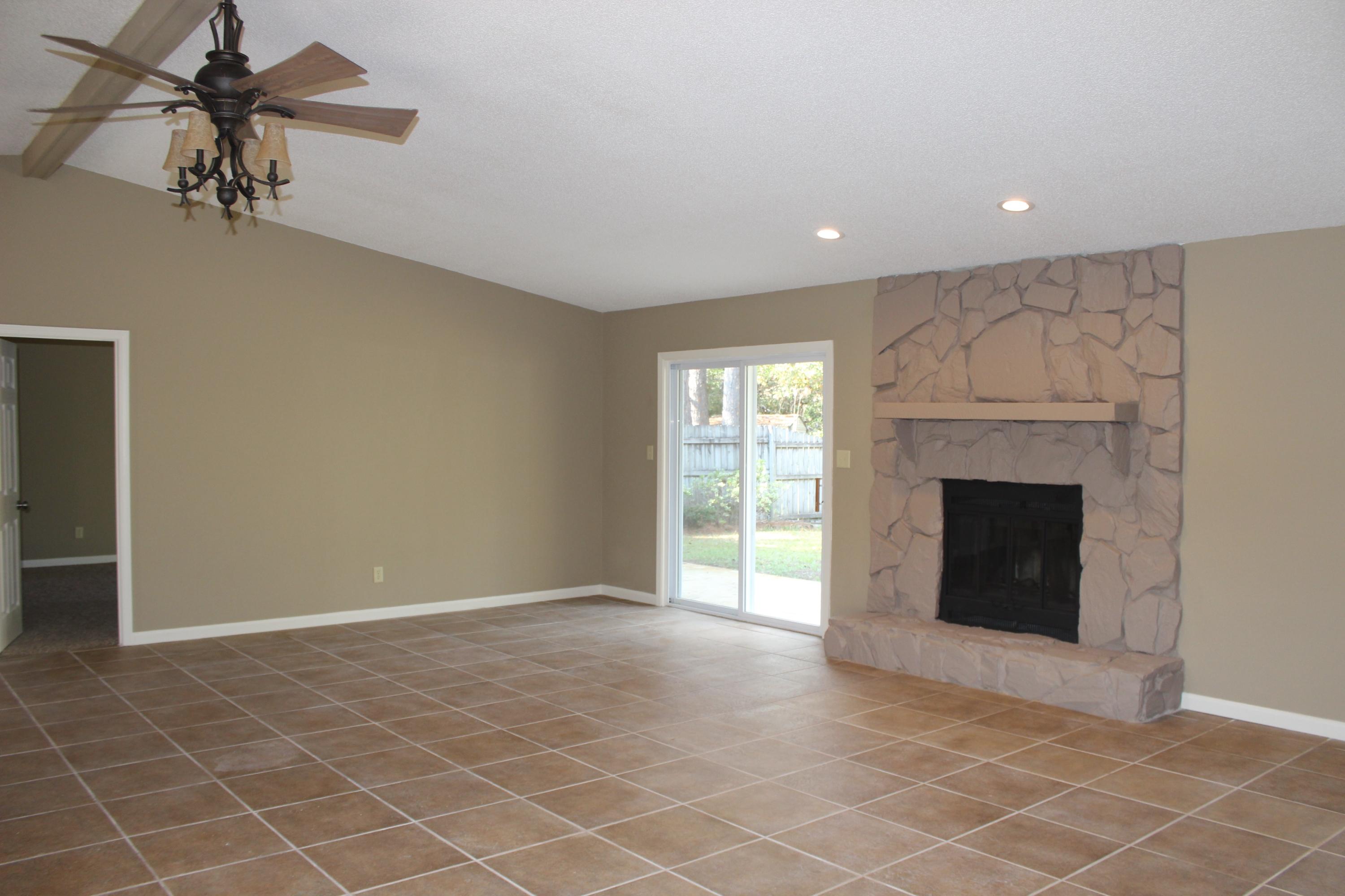 PINEDALE 1ST ADDN - Residential