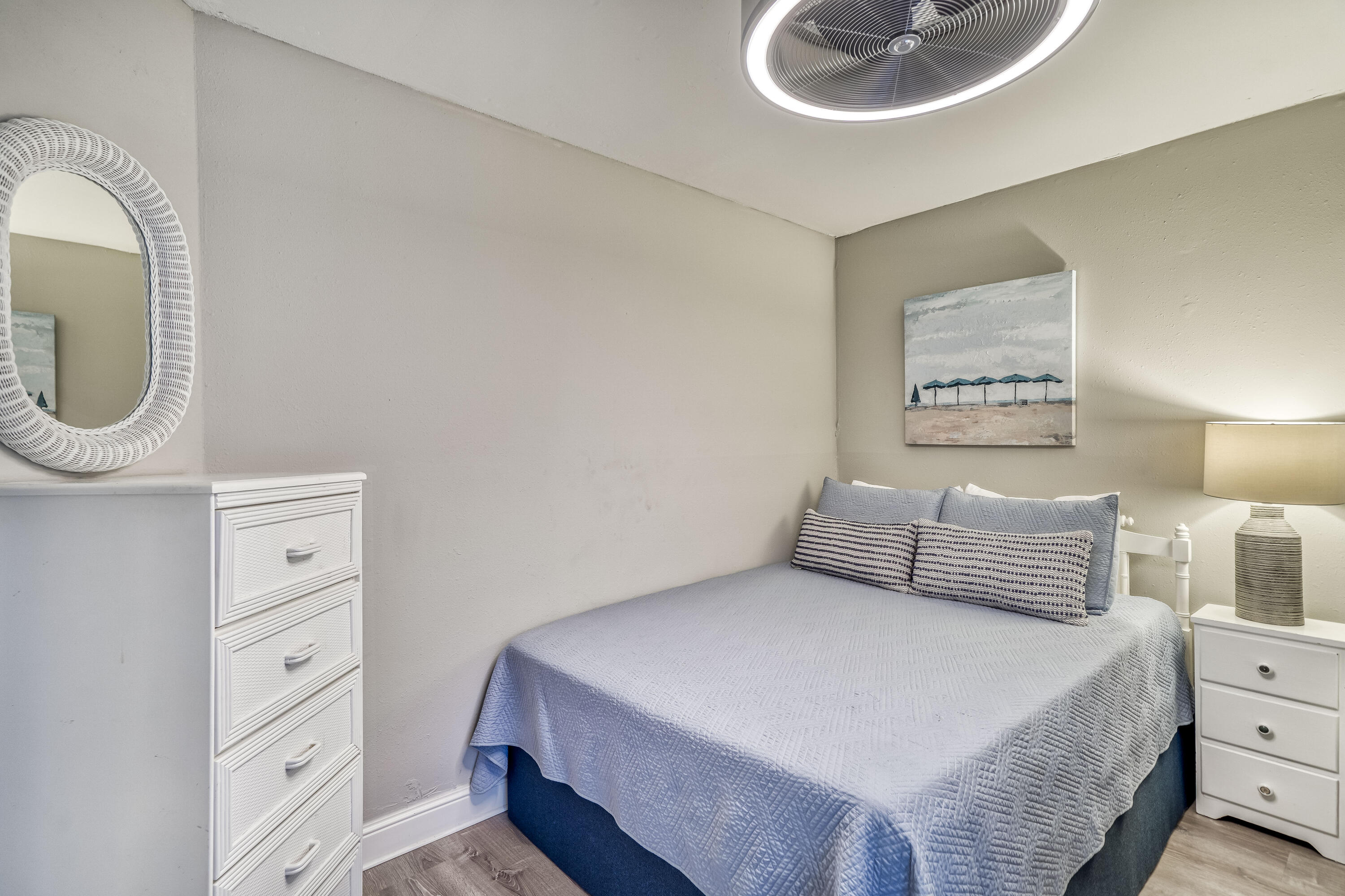 BEACHFRONT 2 PH 1 - Residential