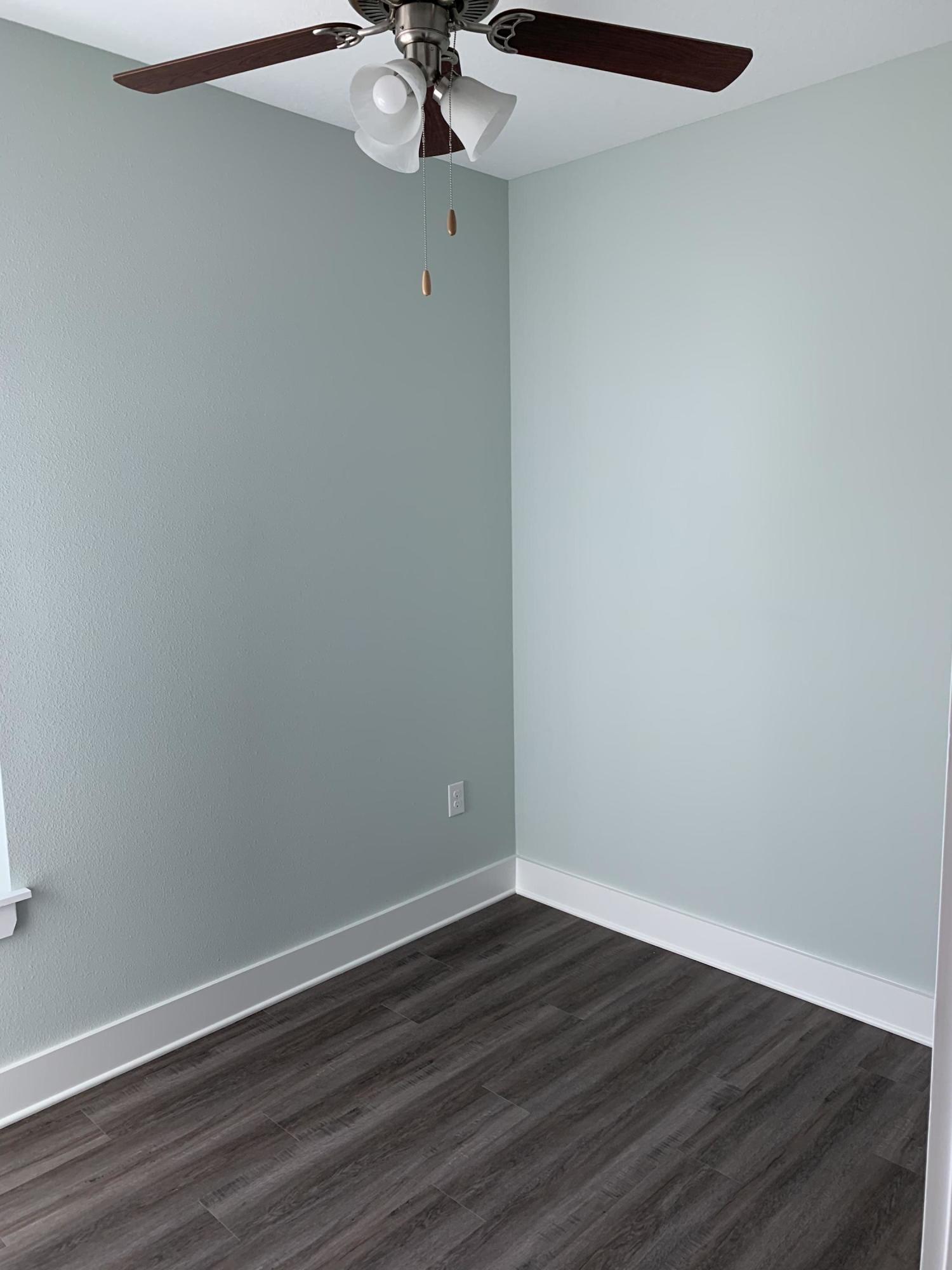 VERANDAS AT FREEPORT - Residential Lease