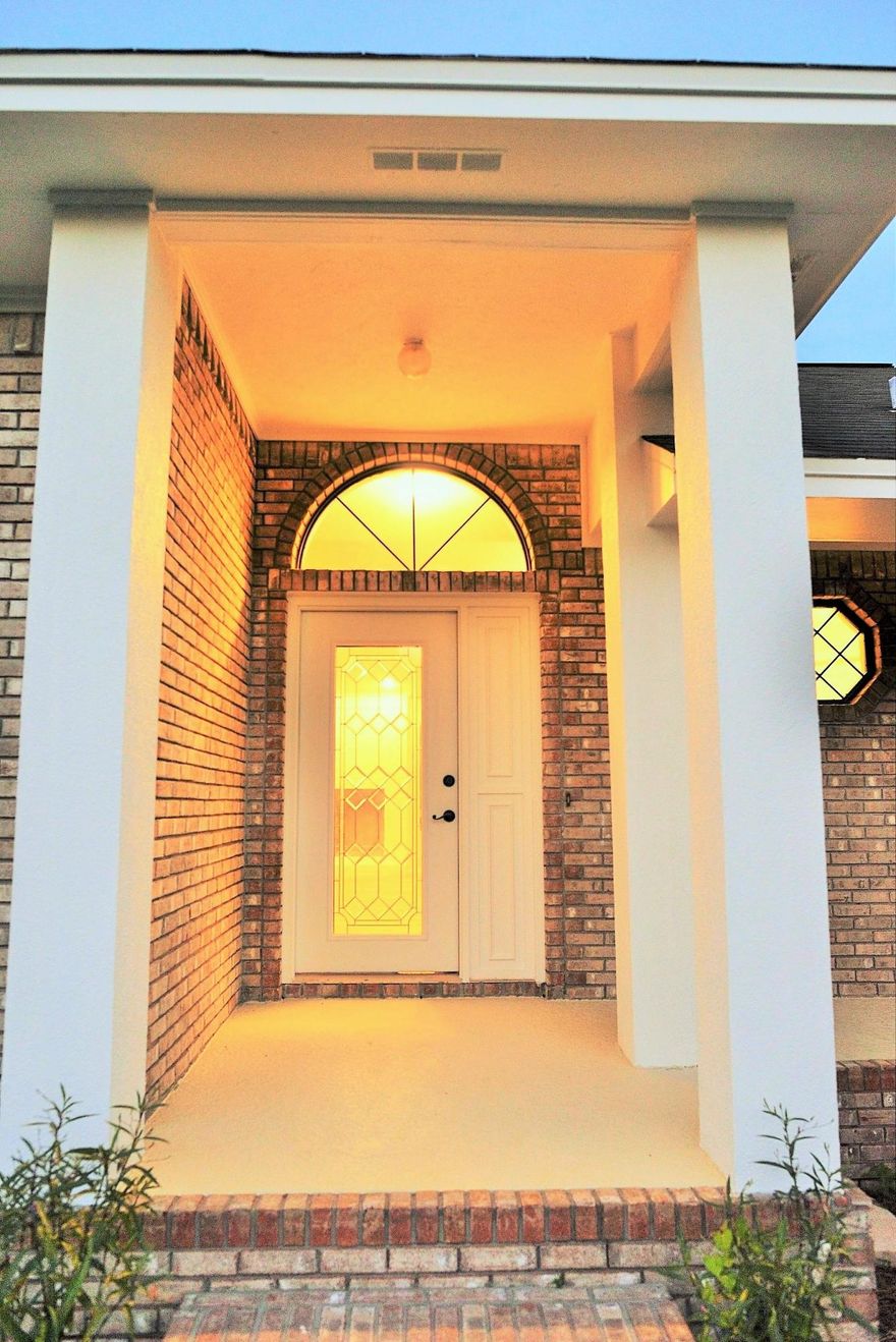 WELCOME HOME!! Amazing opportunity to own a newly renovated home. BRAND NEW ROOF .. ALL new stainless appliances, GRANITE throughout Kitchen and Bathrooms.New wood plank porcelain tile throughout living and dining room.New plush Frieze carpet in all bedrooms. Tile flooring in all wet areas. Entire home has a fresh look, NEW paint inside and out. This home has LOTS of curb appeal and will not stay on the market long. Truly A MOVE in READY HOME!