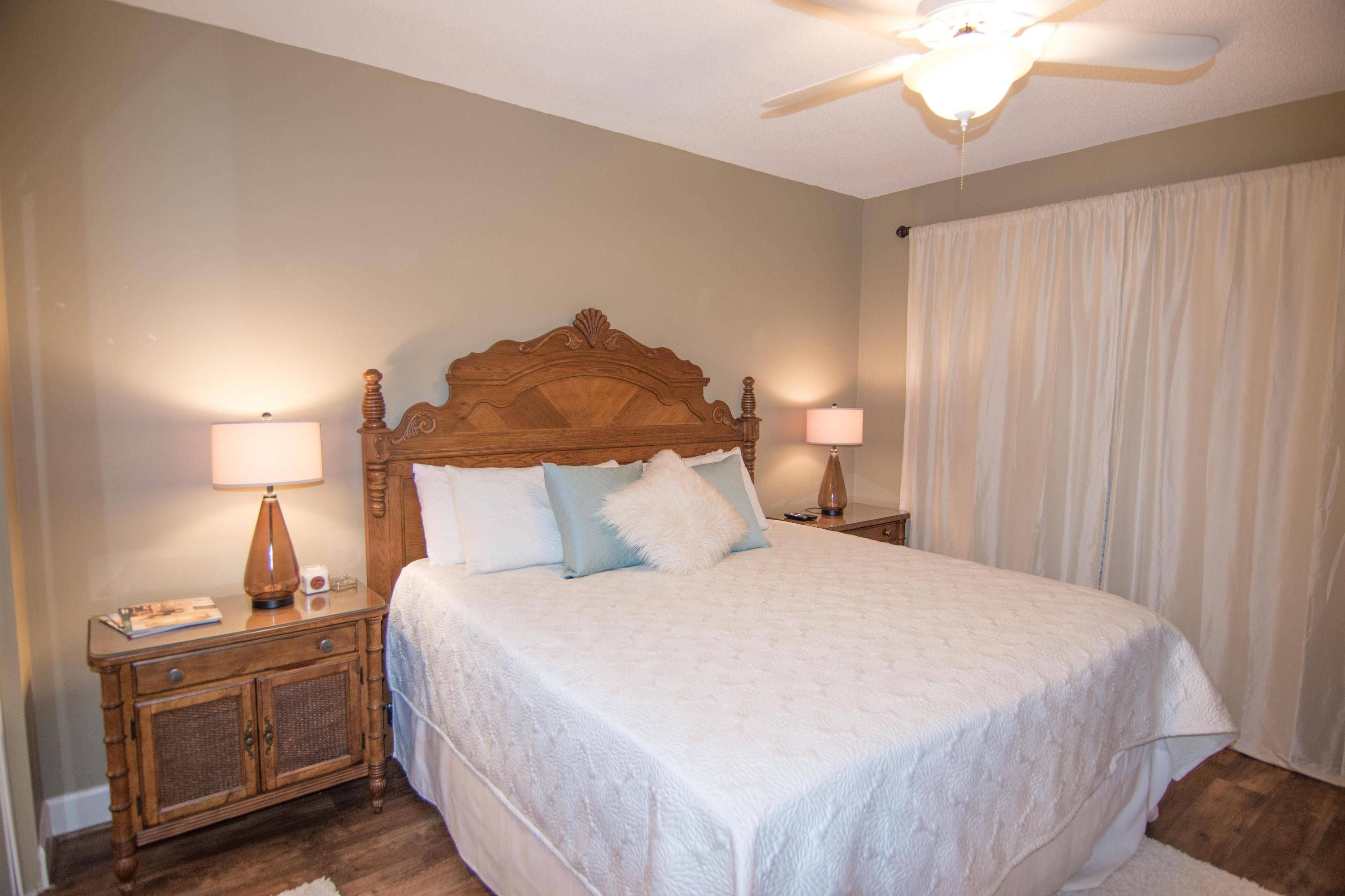 JADE EAST TOWERS CONDO - Residential