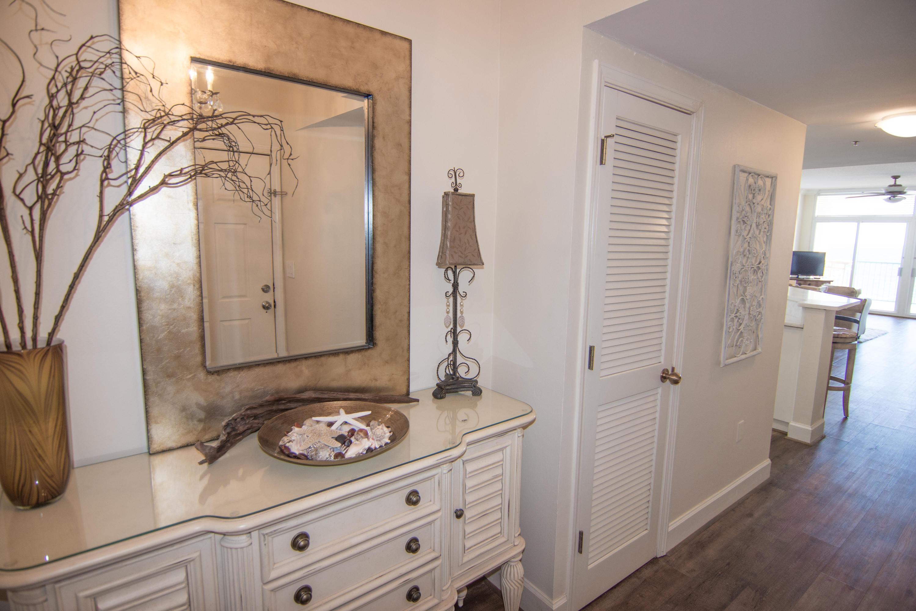 JADE EAST TOWERS CONDO - Residential