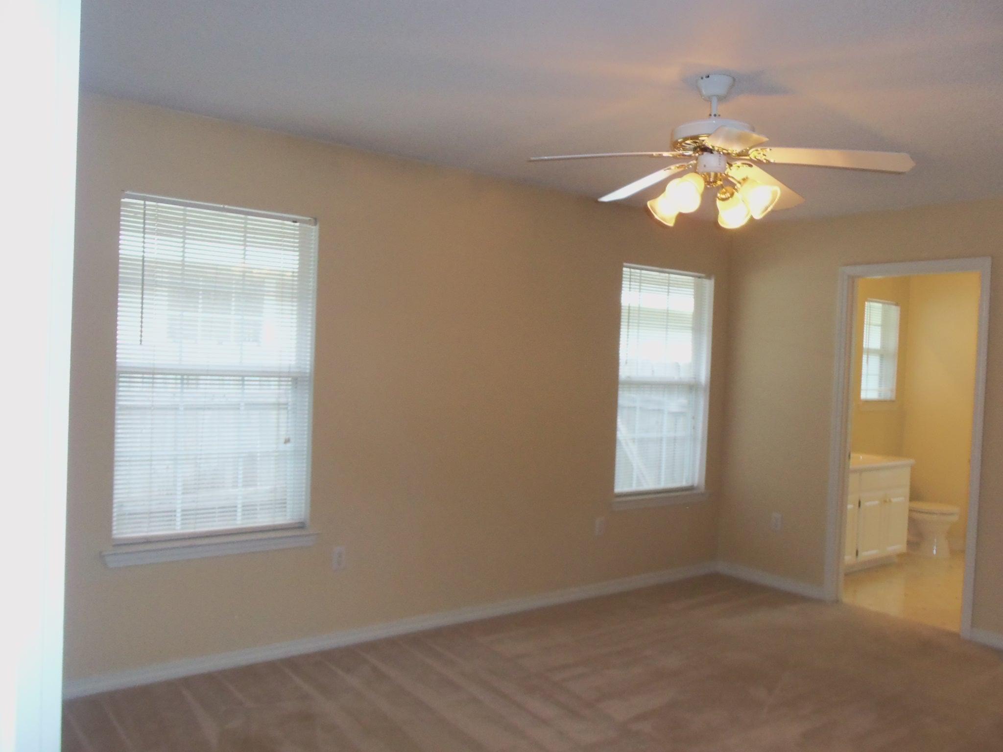 EMERALD VILLAGE S/D - Residential Lease