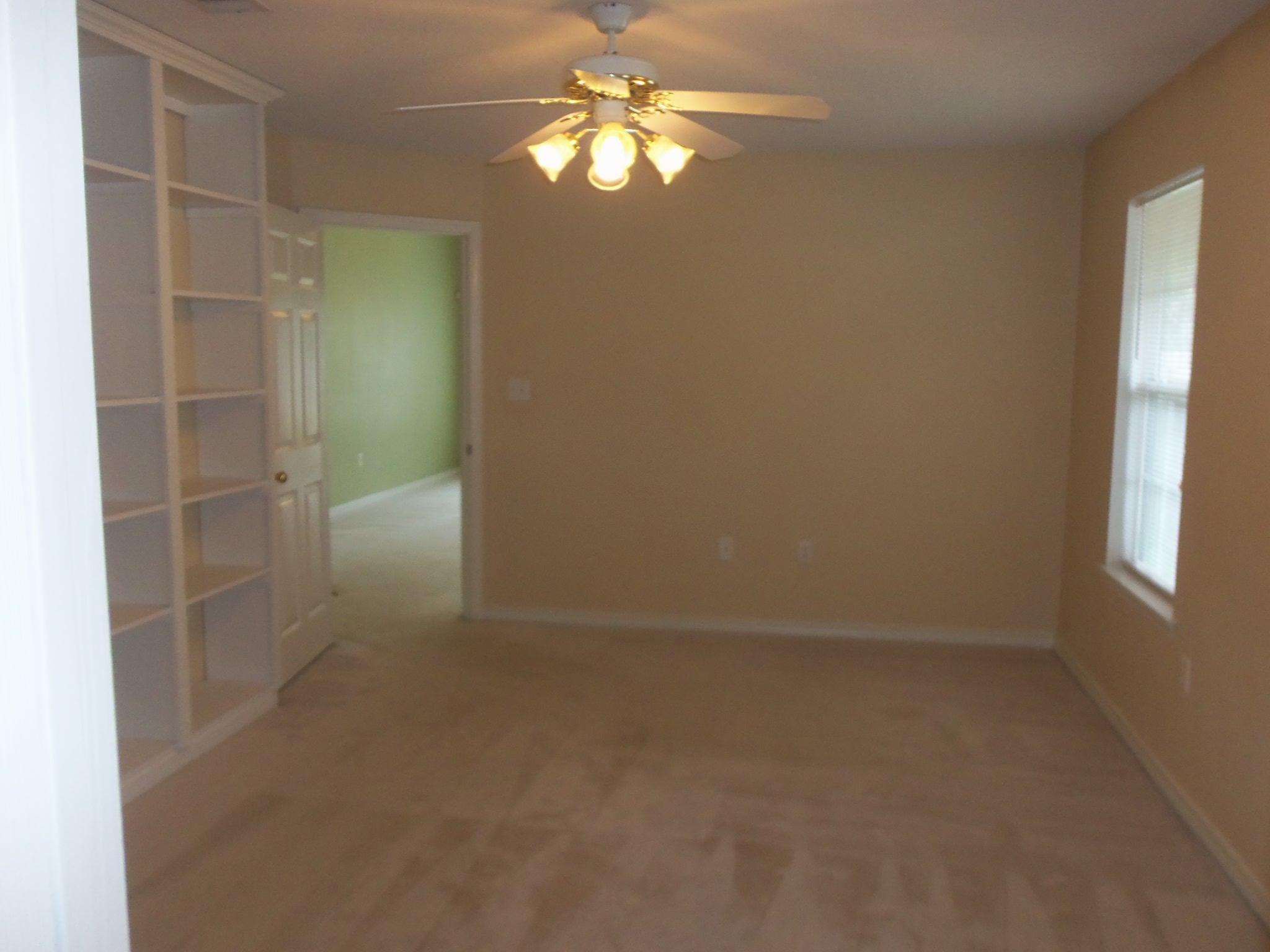 EMERALD VILLAGE S/D - Residential Lease