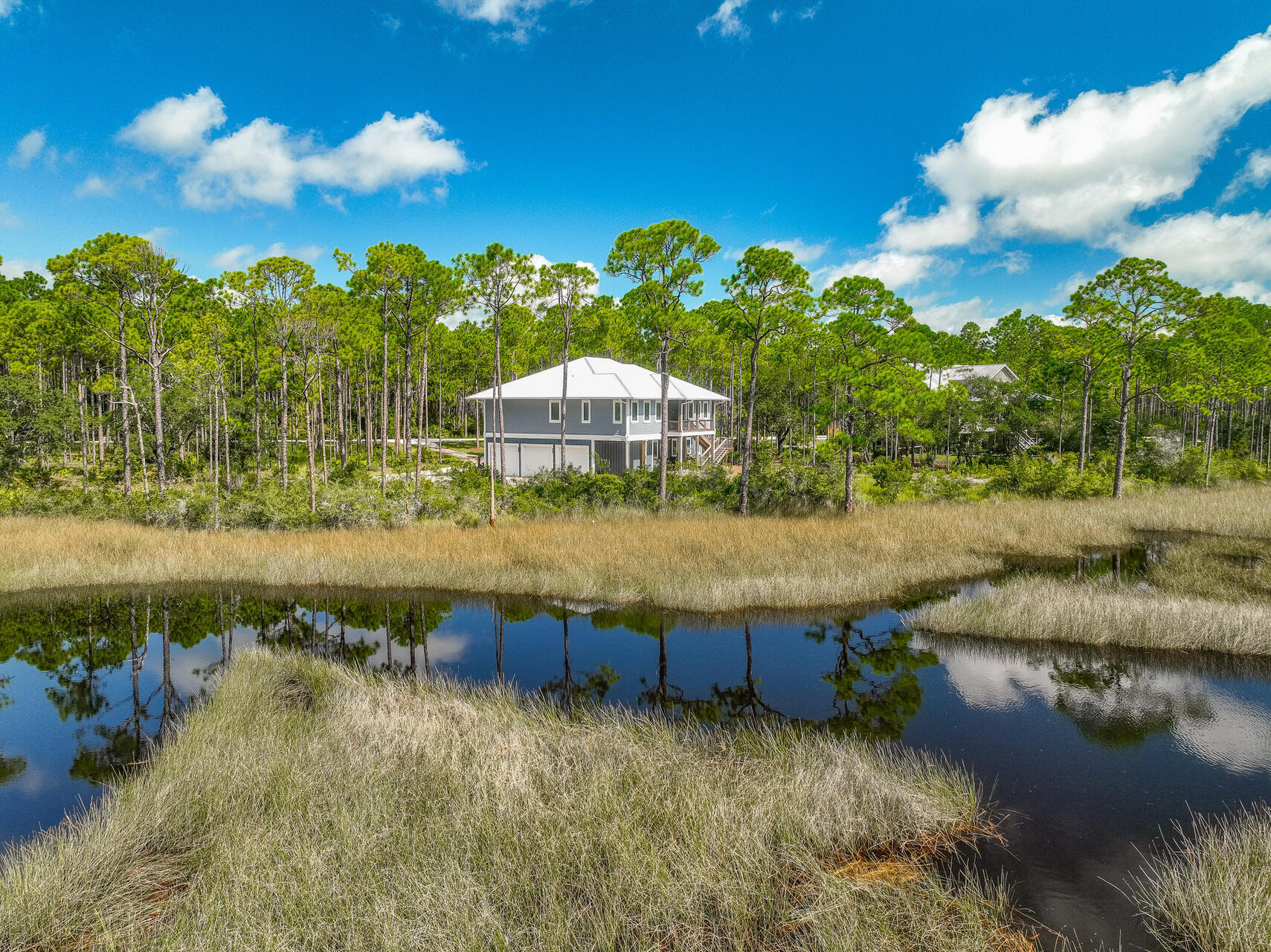 RIVERCAMPS ON CROOKED CREEK - Land
