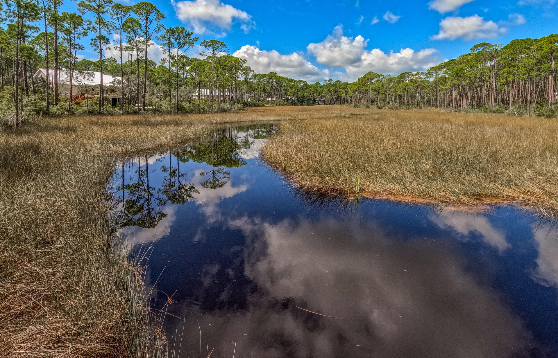 RIVERCAMPS ON CROOKED CREEK - Land
