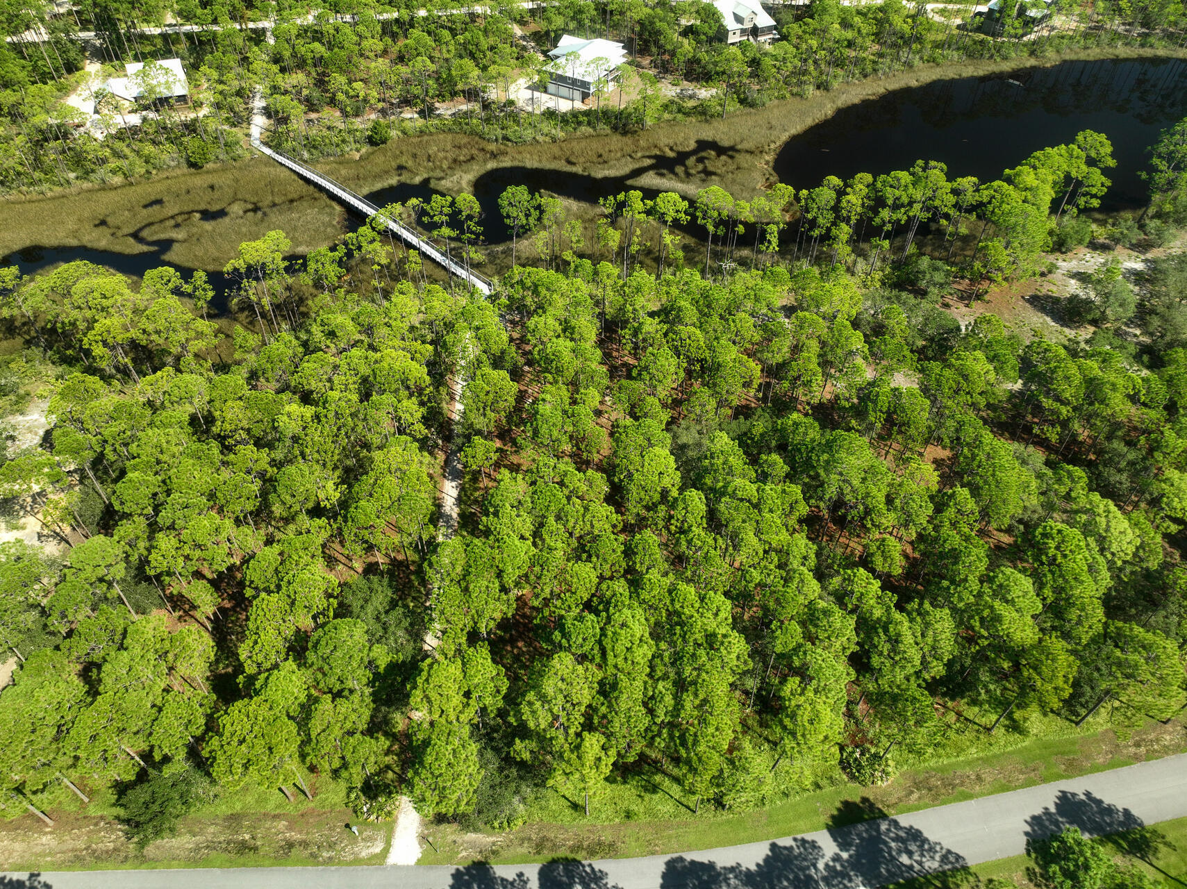 RIVERCAMPS ON CROOKED CREEK - Land