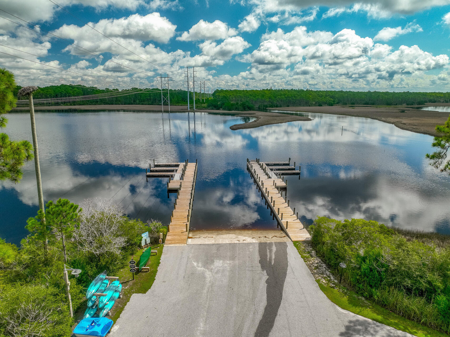 RIVERCAMPS ON CROOKED CREEK - Land