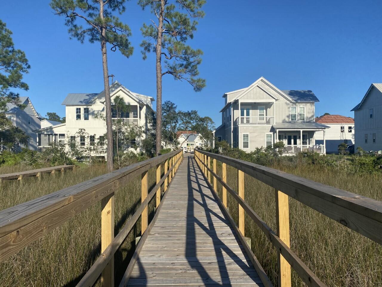 Daxton on the Bay - Residential