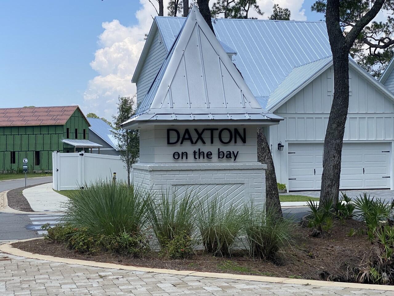 Daxton on the Bay - Residential