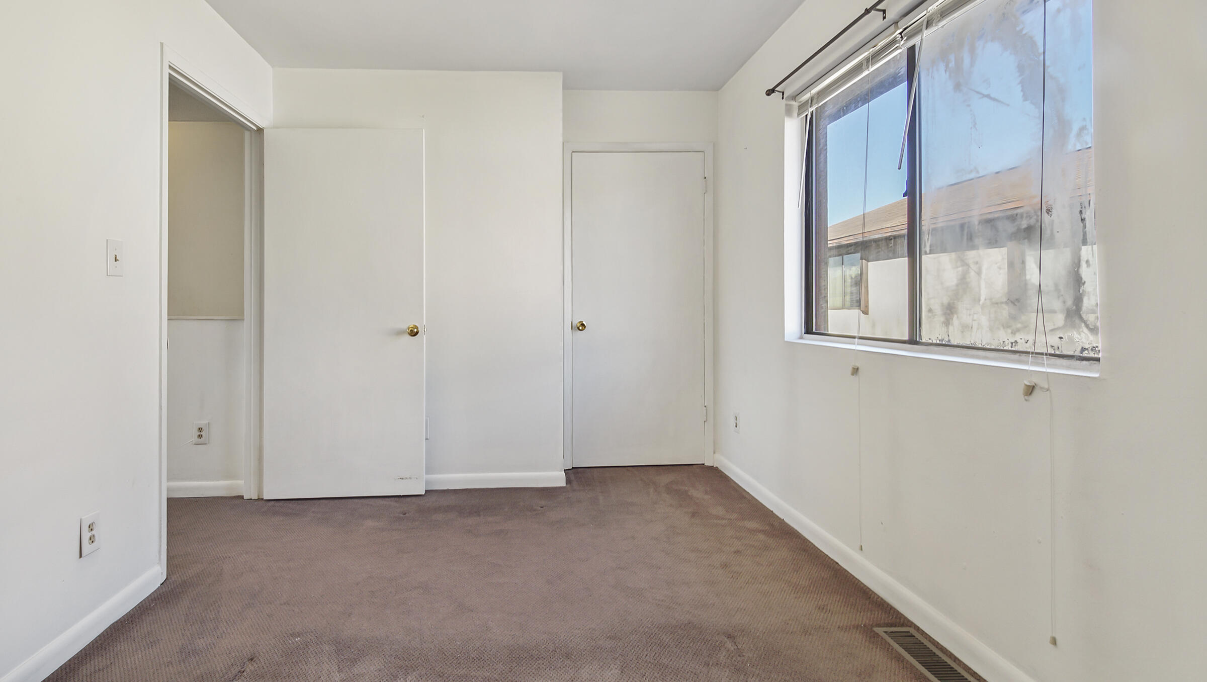 INDIAN HILLS - Residential