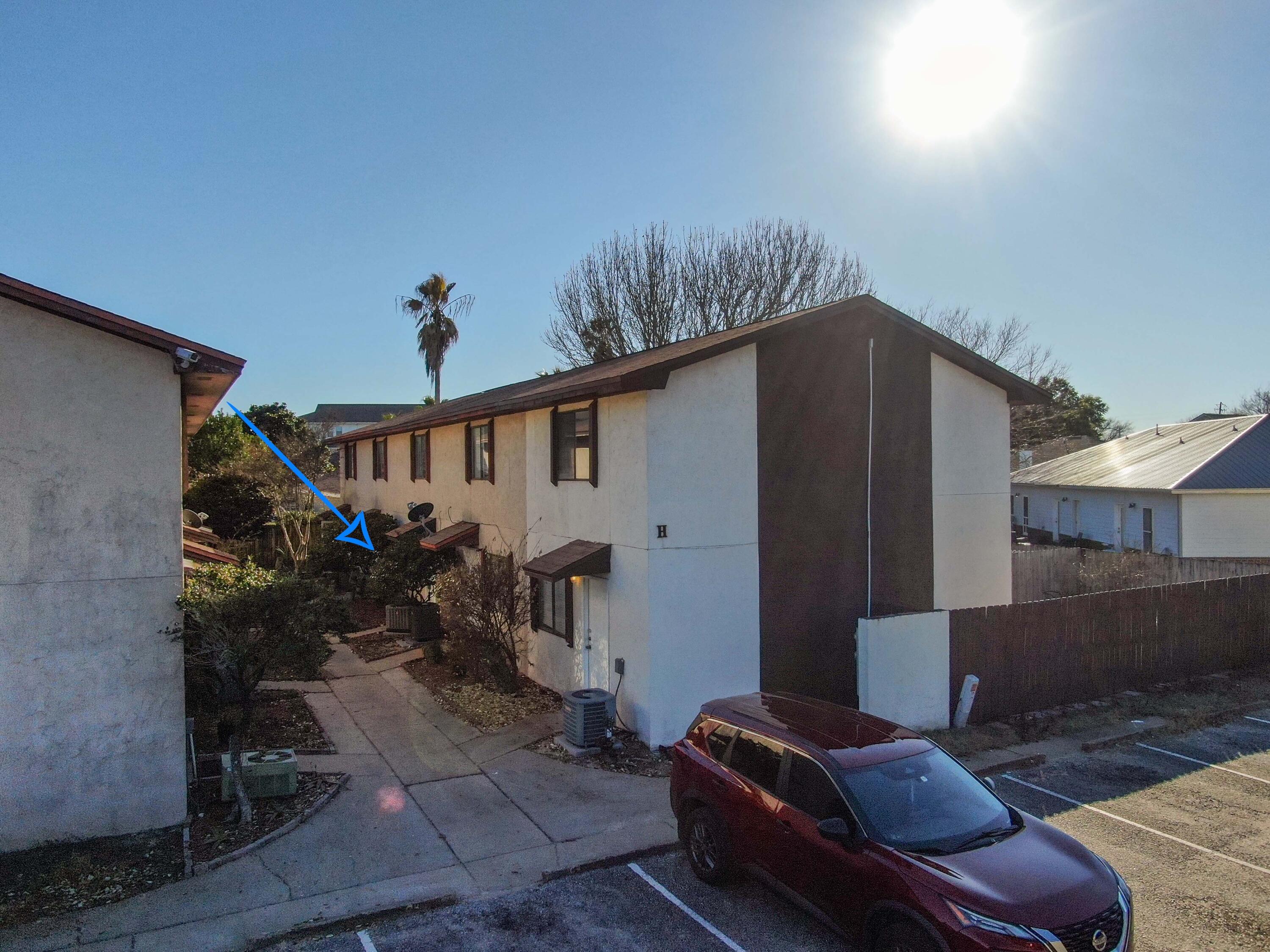 INDIAN HILLS - Residential