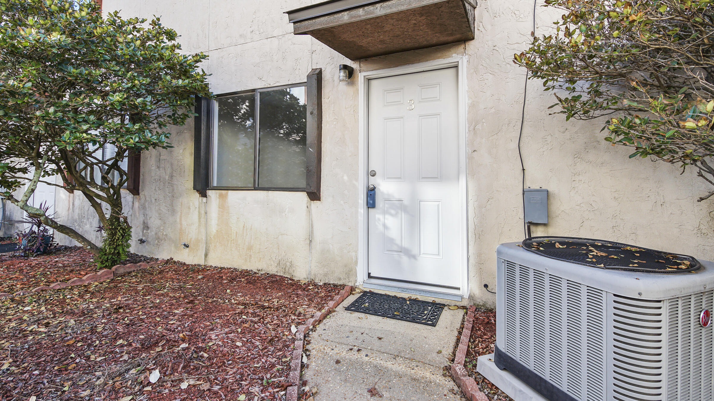 INDIAN HILLS - Residential