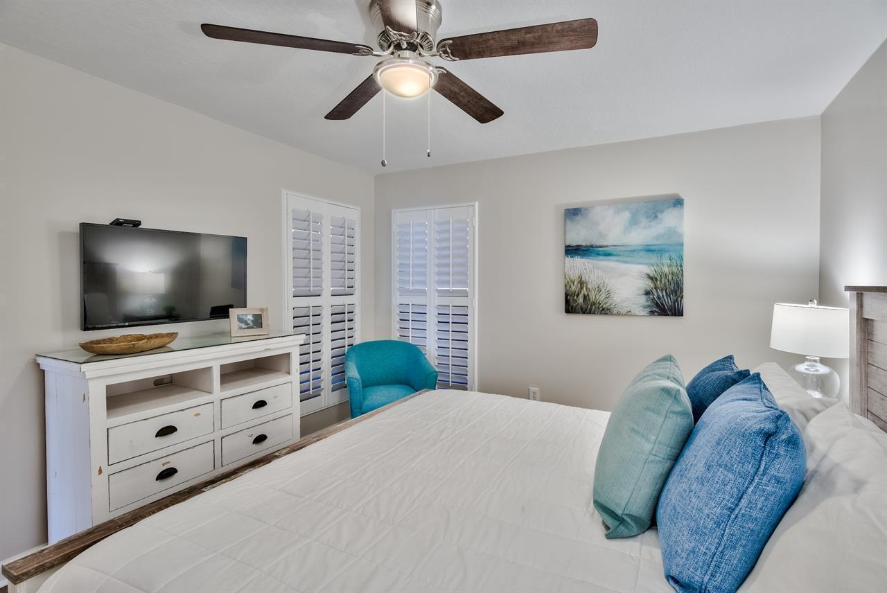 Jetty East Condominium - Residential