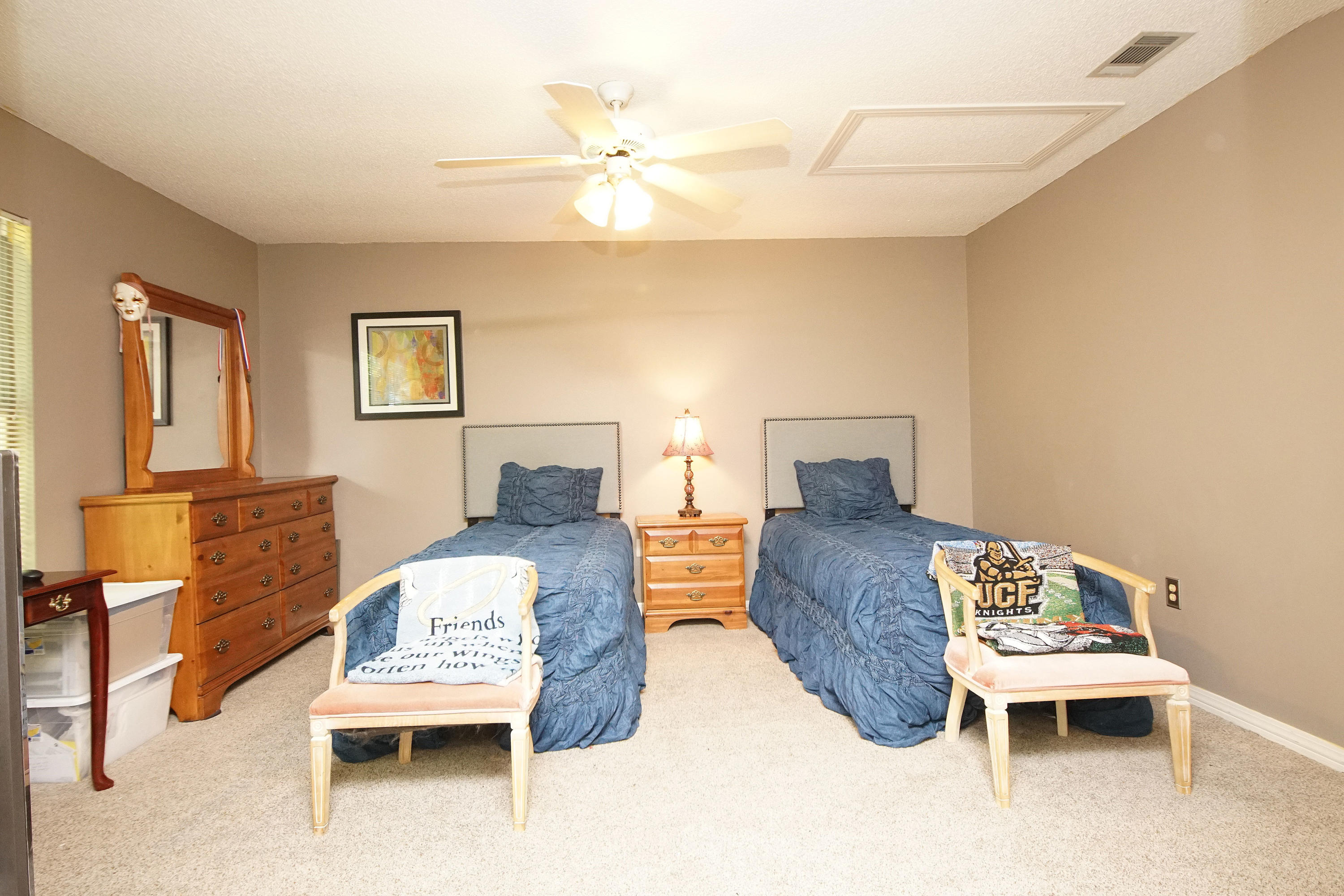 BELL-BROOK ESTATES 1ST ADDN - Residential