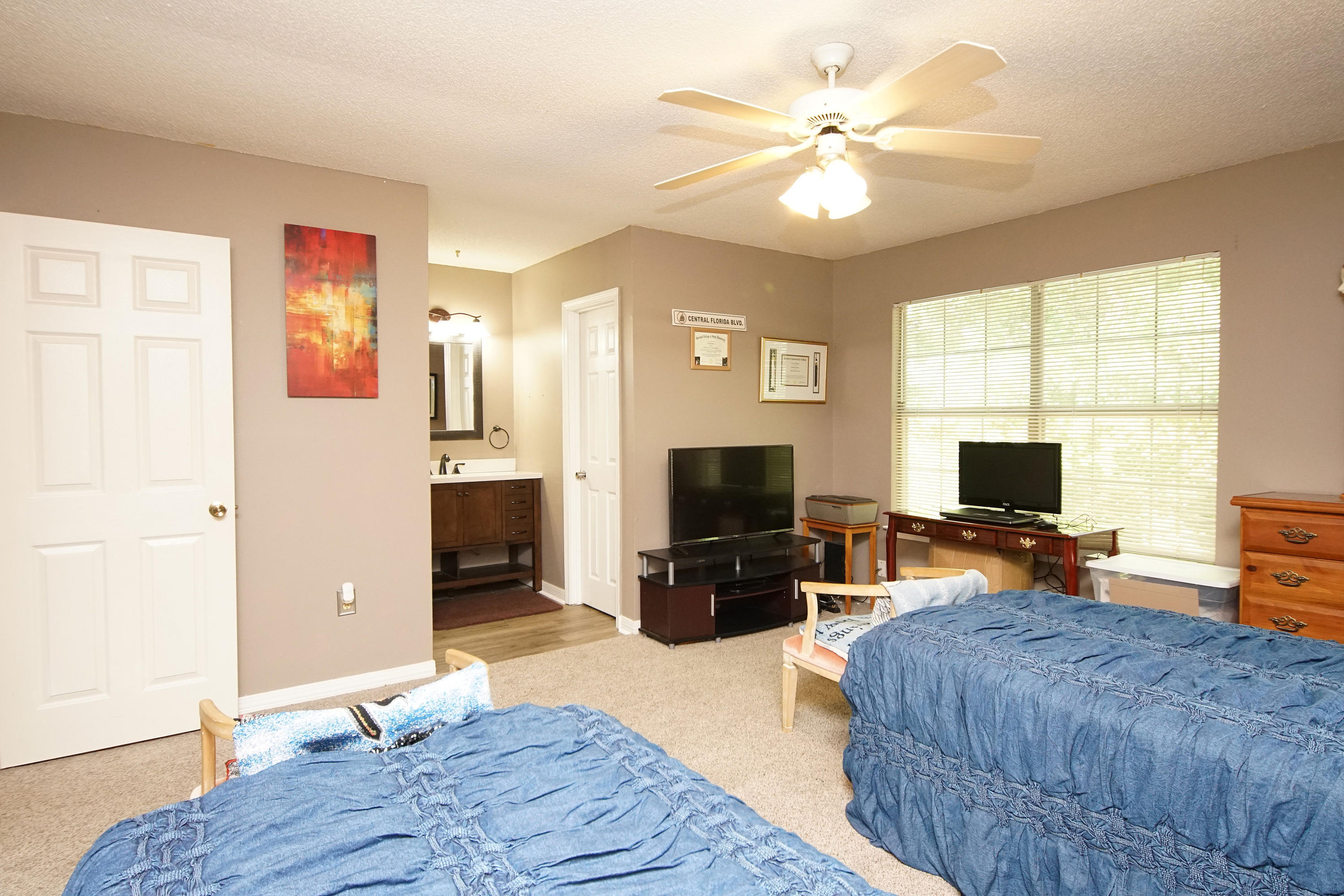 BELL-BROOK ESTATES 1ST ADDN - Residential