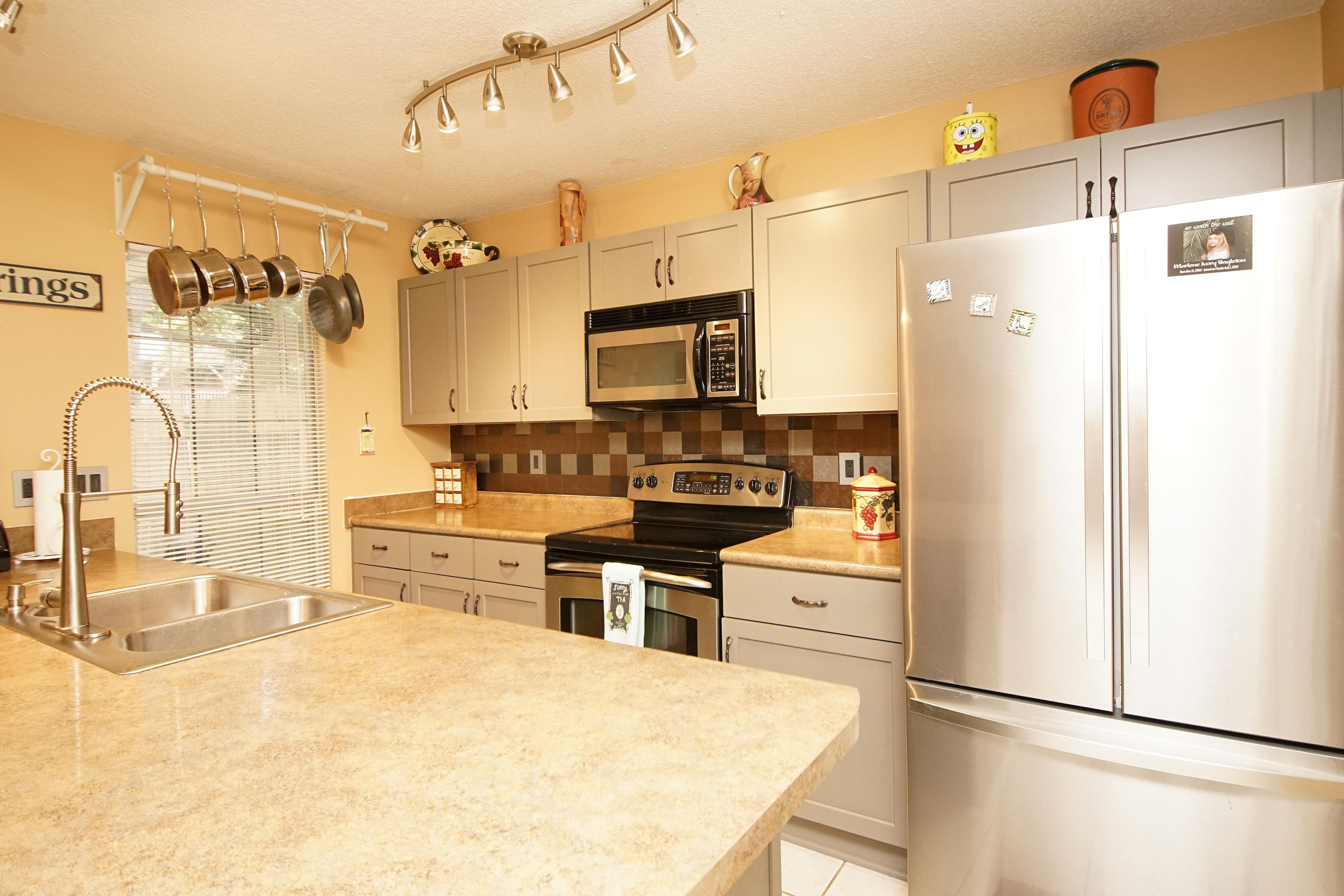 BELL-BROOK ESTATES 1ST ADDN - Residential