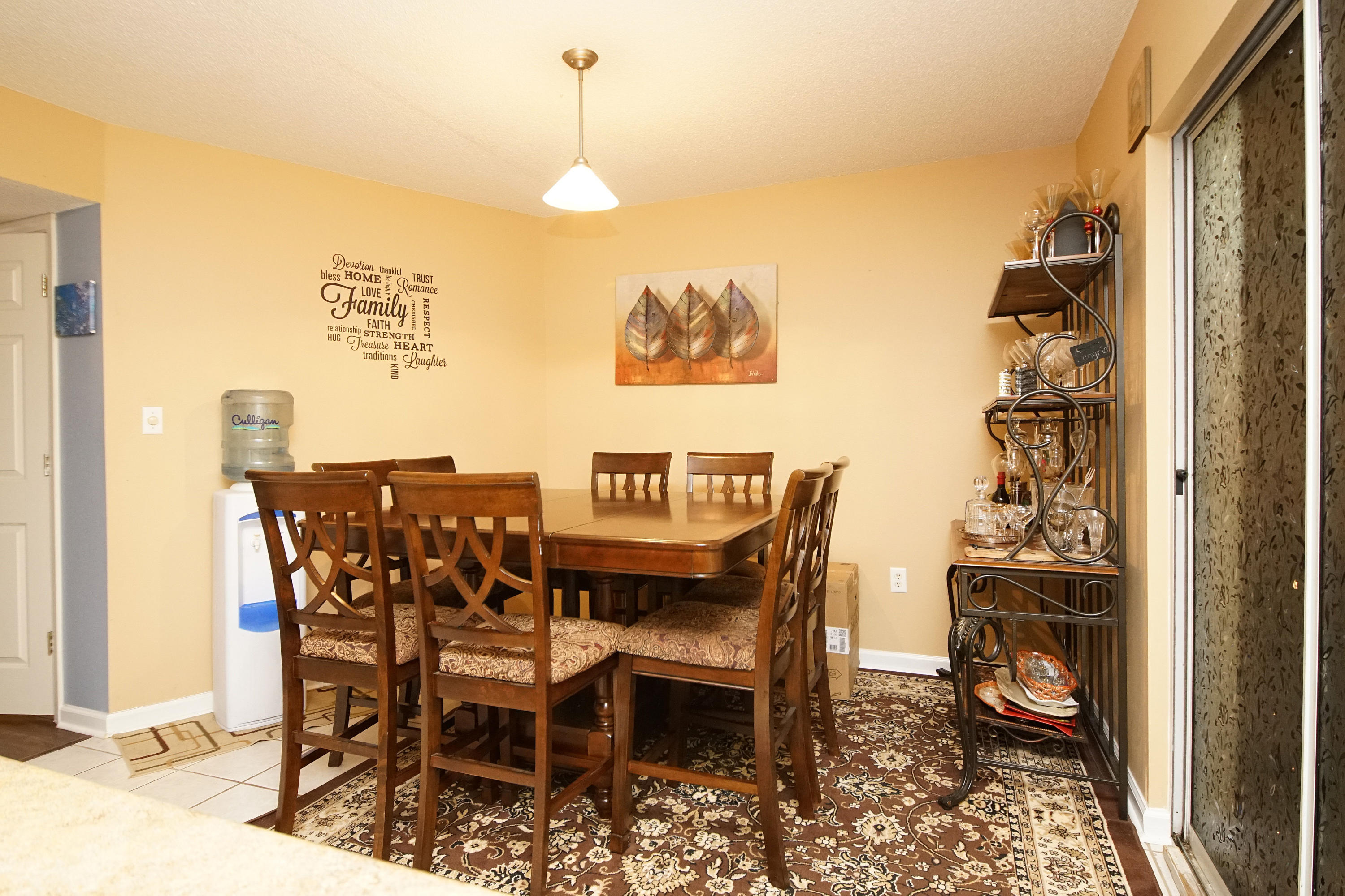 BELL-BROOK ESTATES 1ST ADDN - Residential