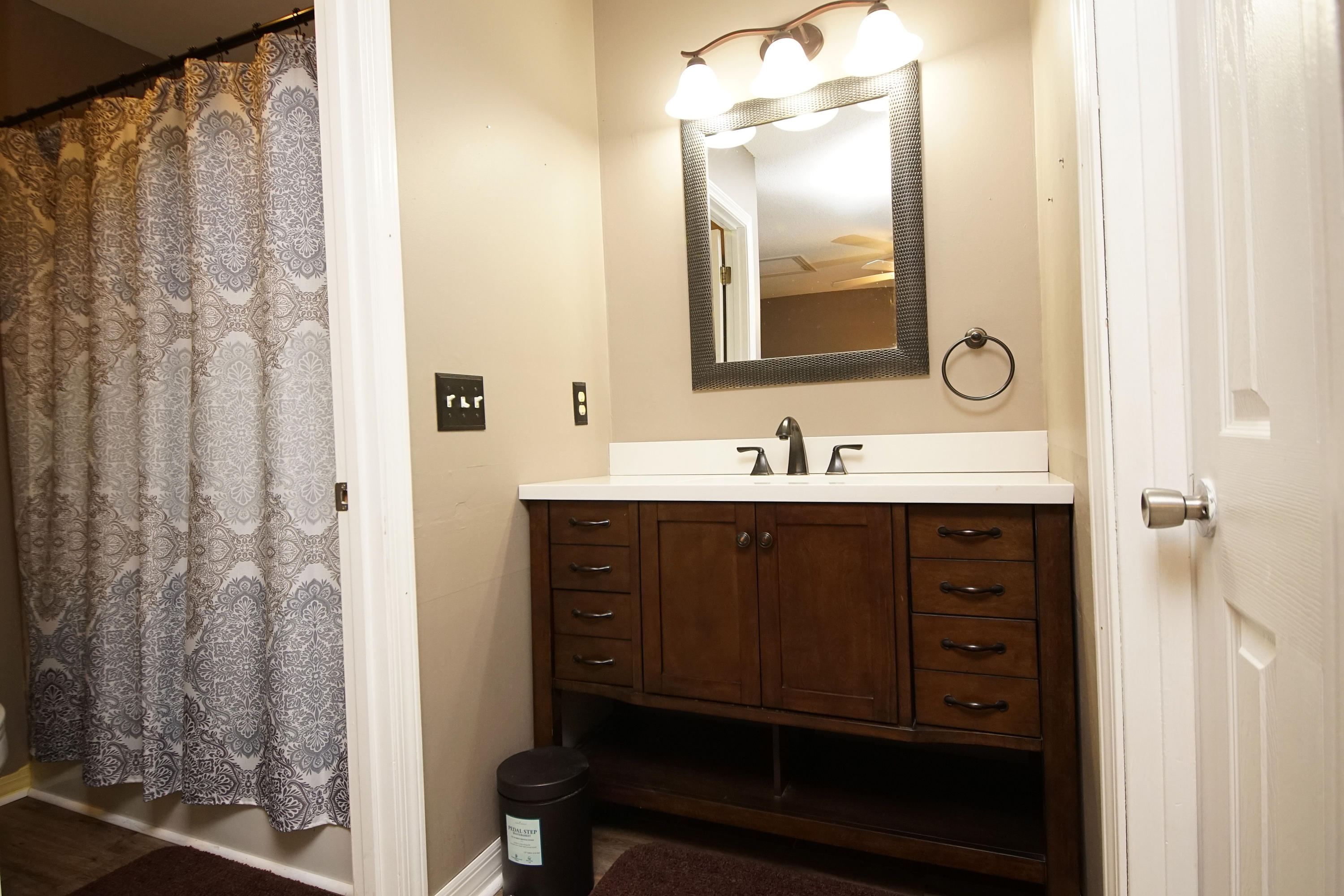 BELL-BROOK ESTATES 1ST ADDN - Residential