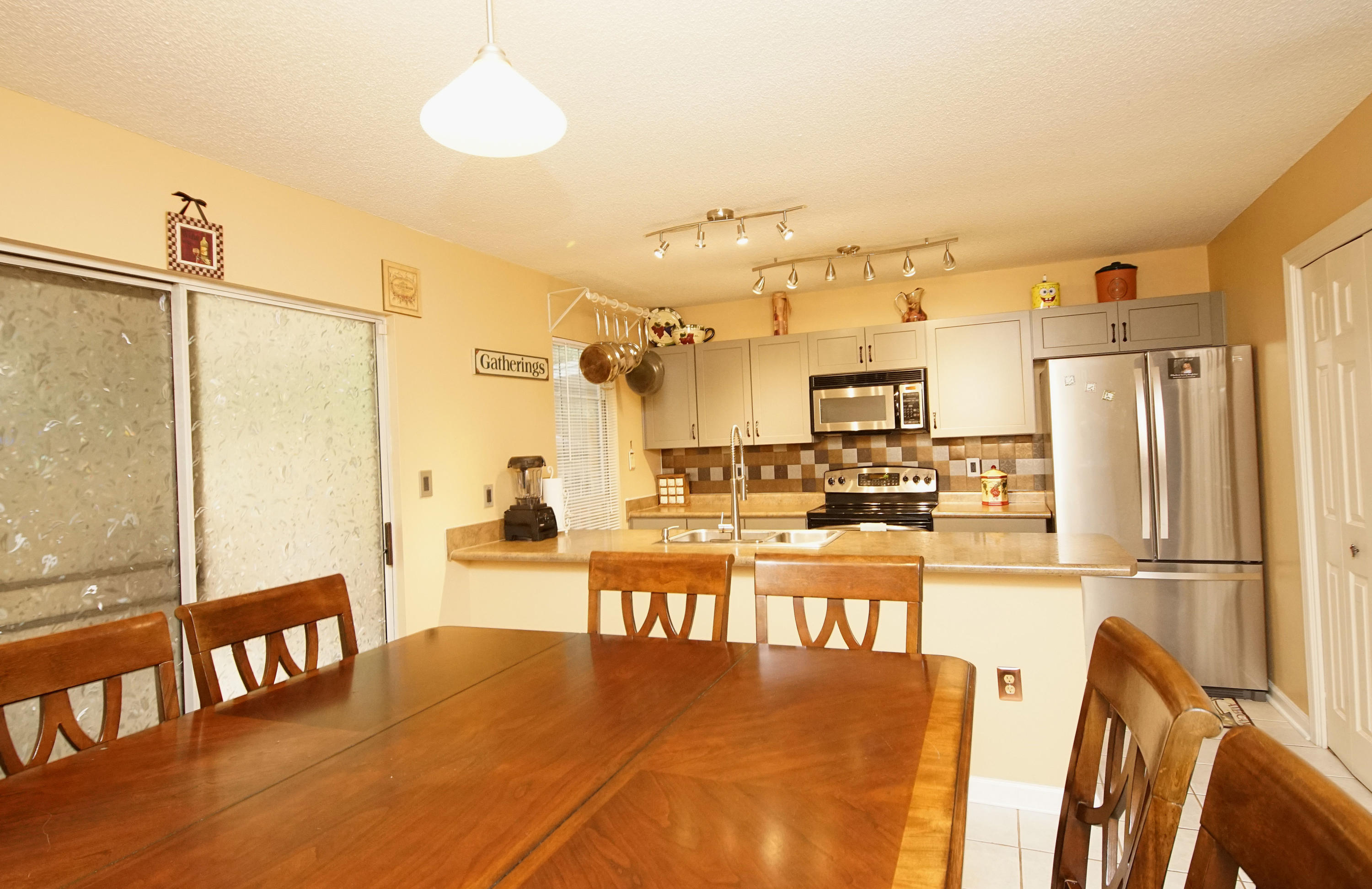 BELL-BROOK ESTATES 1ST ADDN - Residential